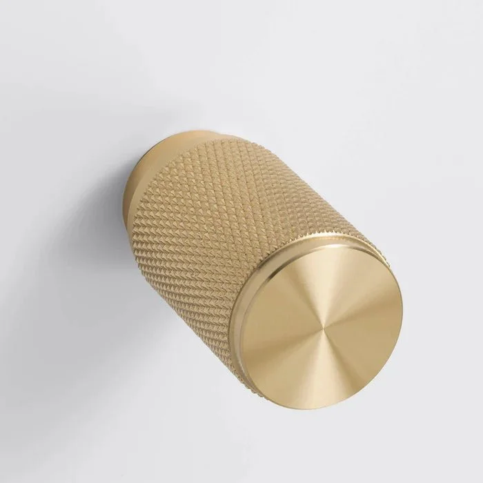 bp_cross_dimmer_white_brass_d1_web.webp