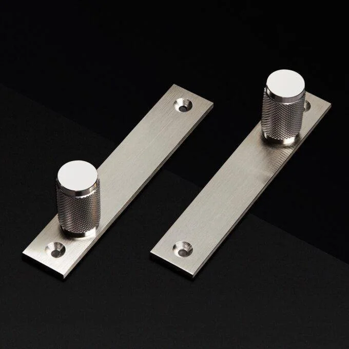 set-de-manere-tip-buton-pentru-dulap-cu-placa-cross-buster-and-punch-paris14a-ro-10.jpg