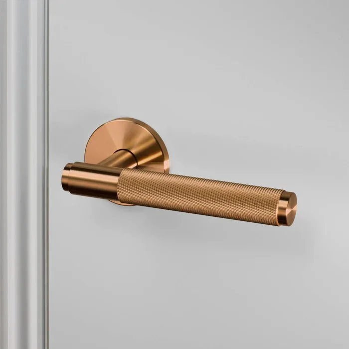 bp_rdd-134471_door_handle_right_sprung_warm_sunset_web.webp