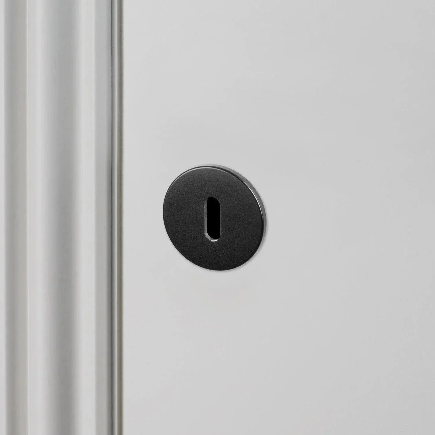 set-capace-pentru-gaura-de-cheie-key-escutcheon-buster-and-punch-paris14a-ro-1.jpg