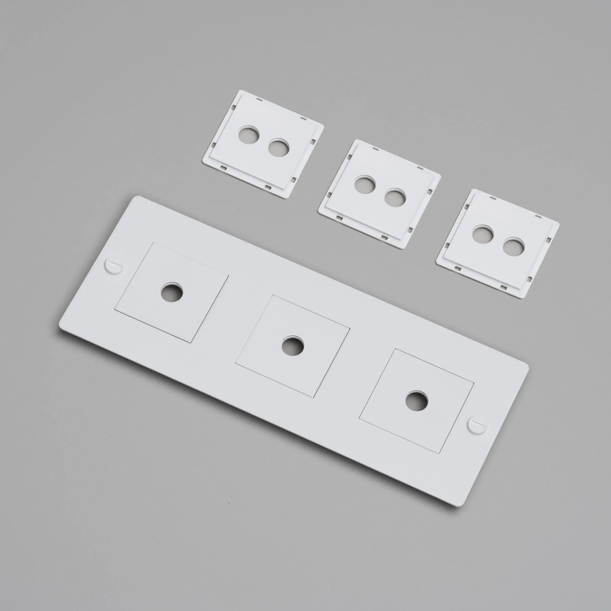 placa-de-perete-3g-cu-insertii-buster-and-punch-paris14a-ro-9.jpg