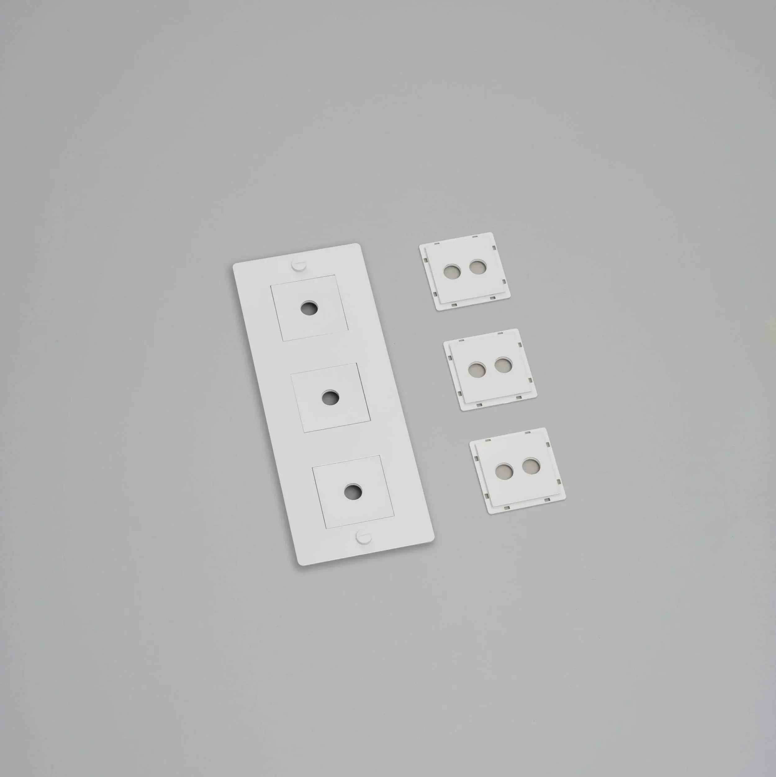placa-de-perete-3g-cu-insertii-buster-and-punch-paris14a-ro-10.jpg