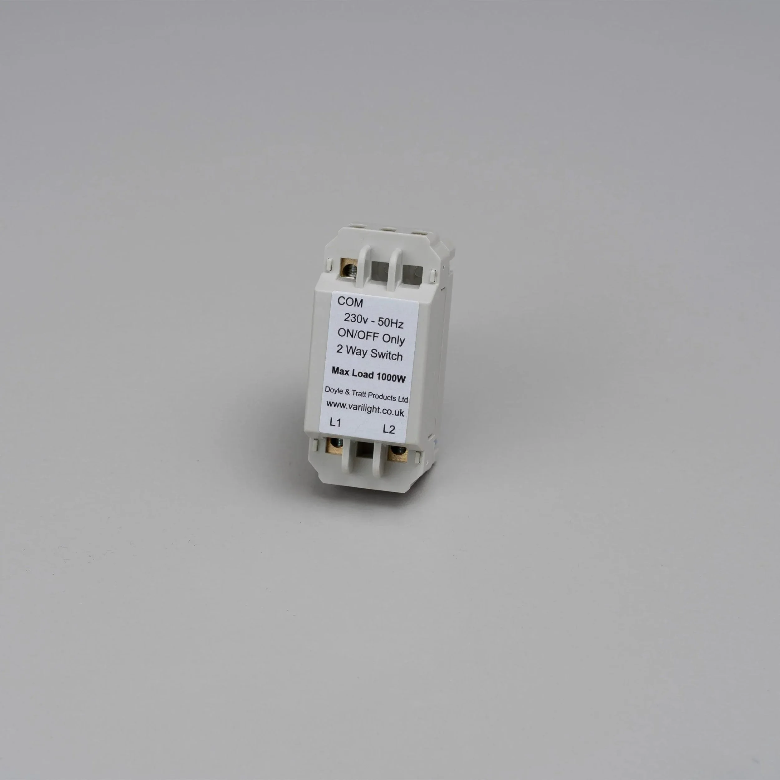 modul-dimabil-fals-2-cai-buster-and-punch-paris14a-ro-2.jpg