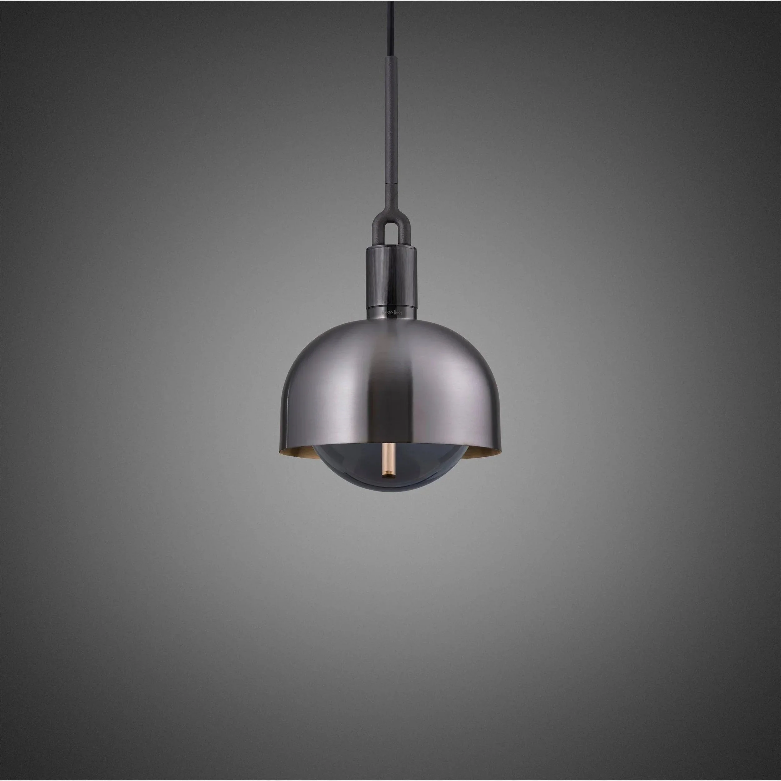 pendant-forked-cu-abajur-globe-smoked-medium-buster-and-punch-paris14a-ro-3.jpg