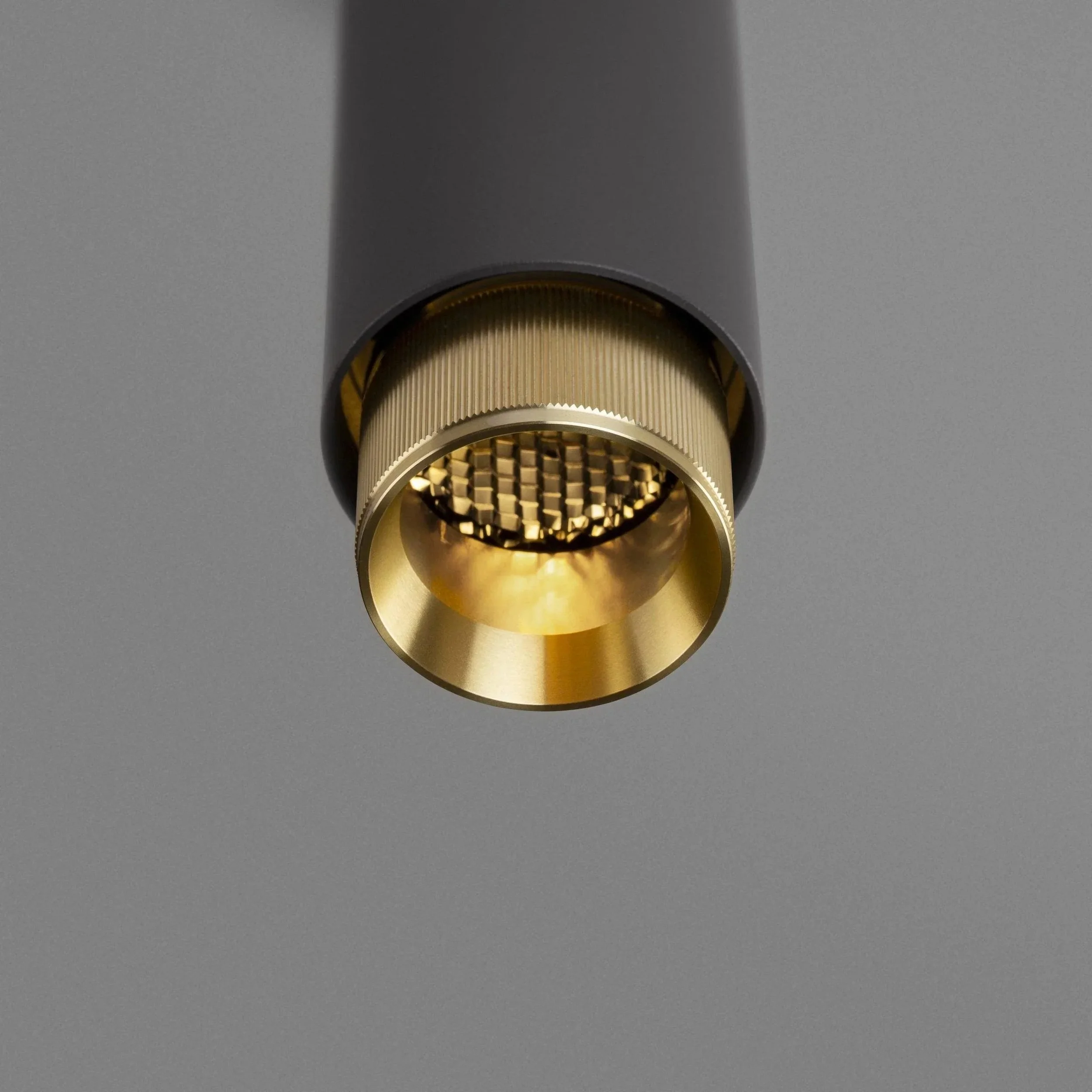 pendant-exhaust-linear-graphite-buster-and-punch-paris14a-ro-2.jpg