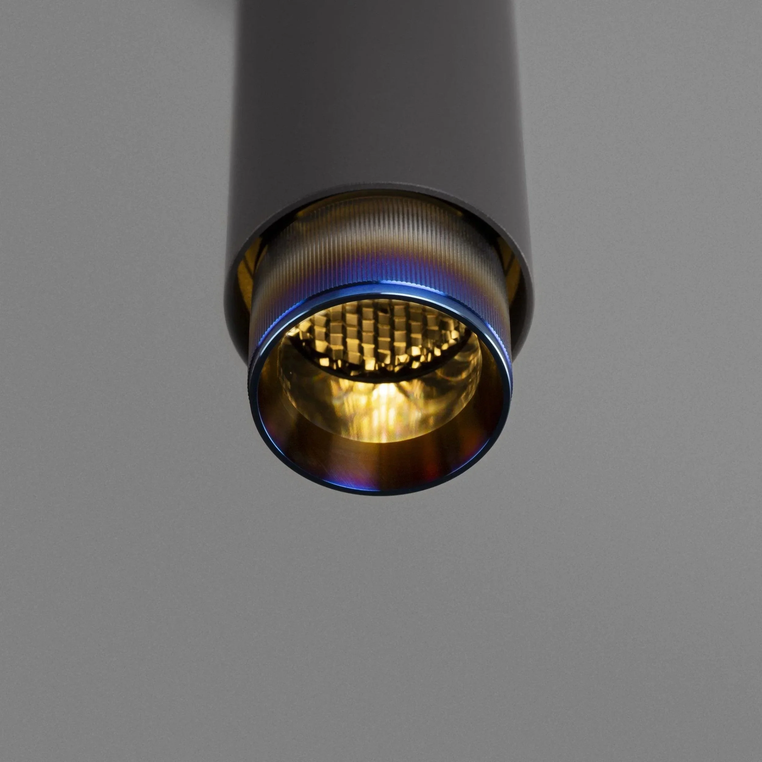 pendant-exhaust-linear-graphite-buster-and-punch-paris14a-ro-5.jpg