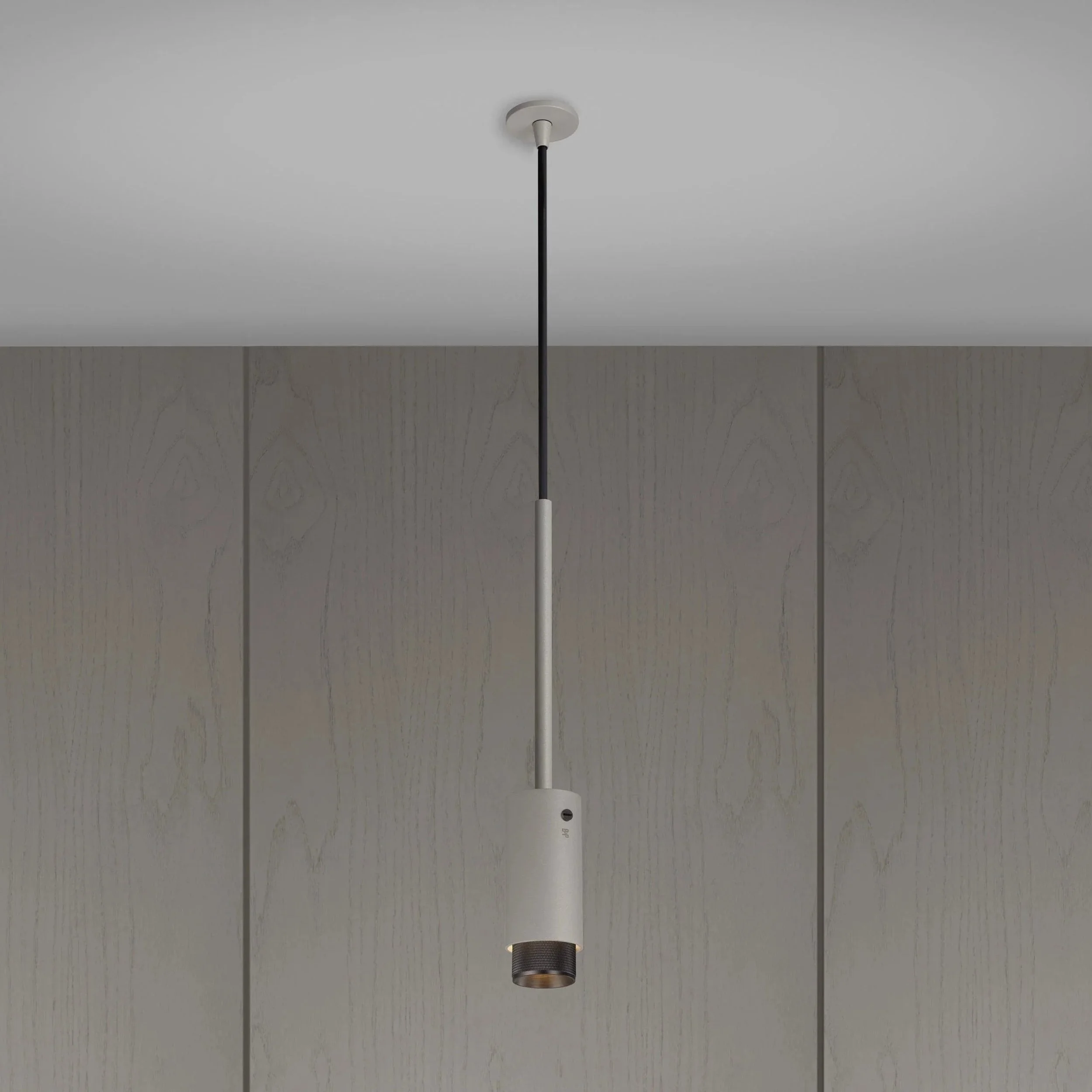 pendant-exhaust-cross-stone-buster-and-punch-paris14a-ro-5.jpg