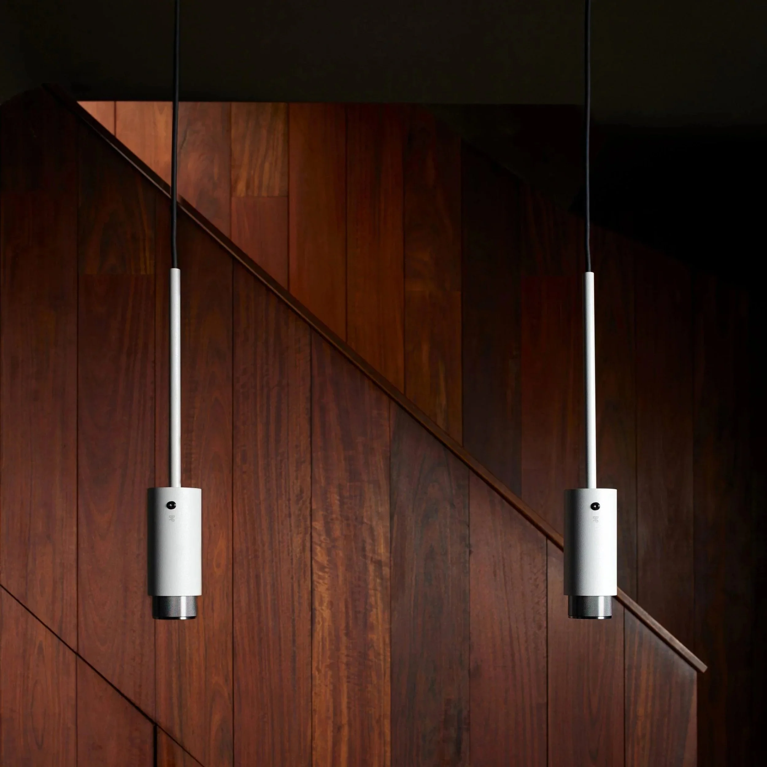 pendant-exhaust-cross-stone-buster-and-punch-paris14a-ro-9.jpg