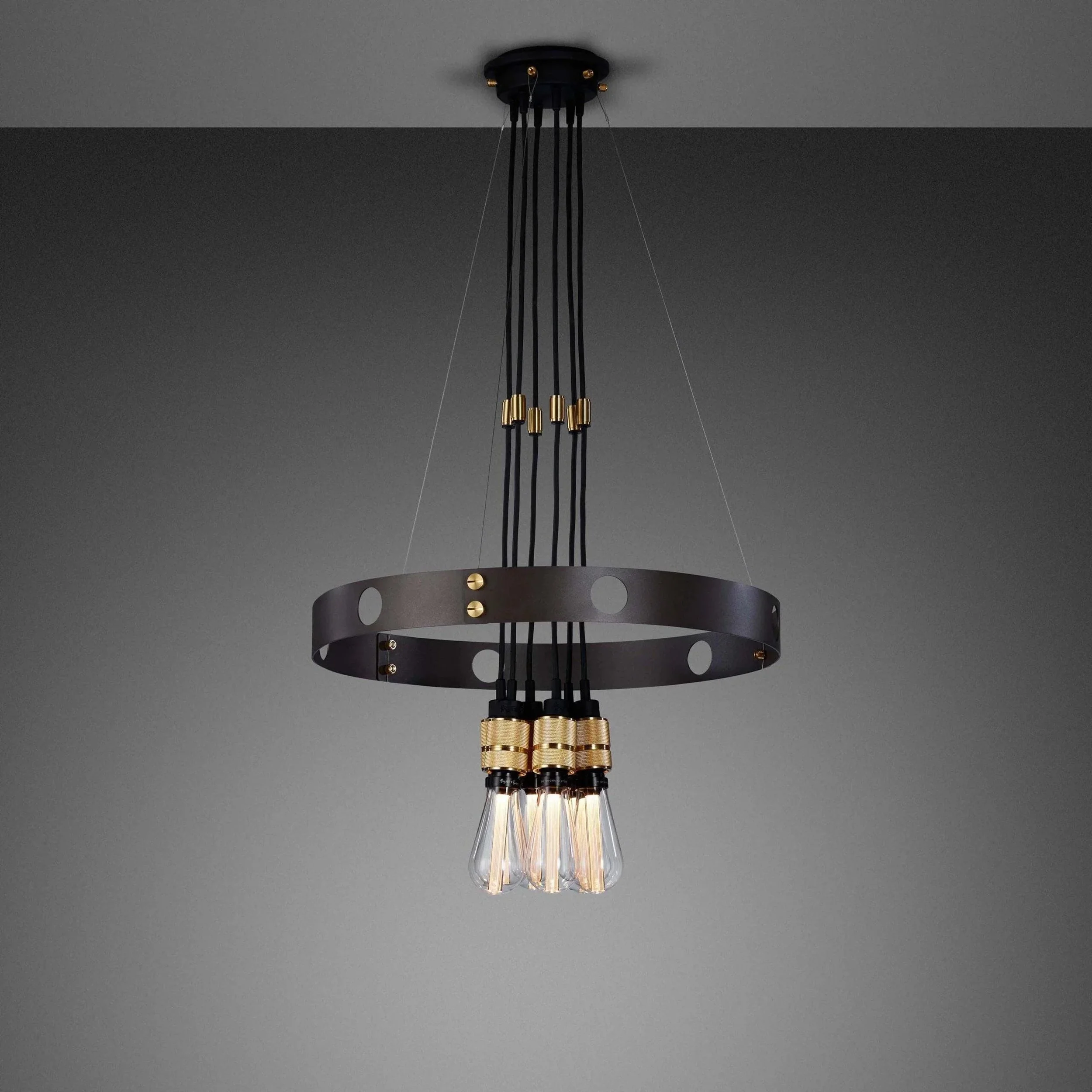 candelabru-hero-graphite-buster-and-punch-paris14a-ro-1.jpg