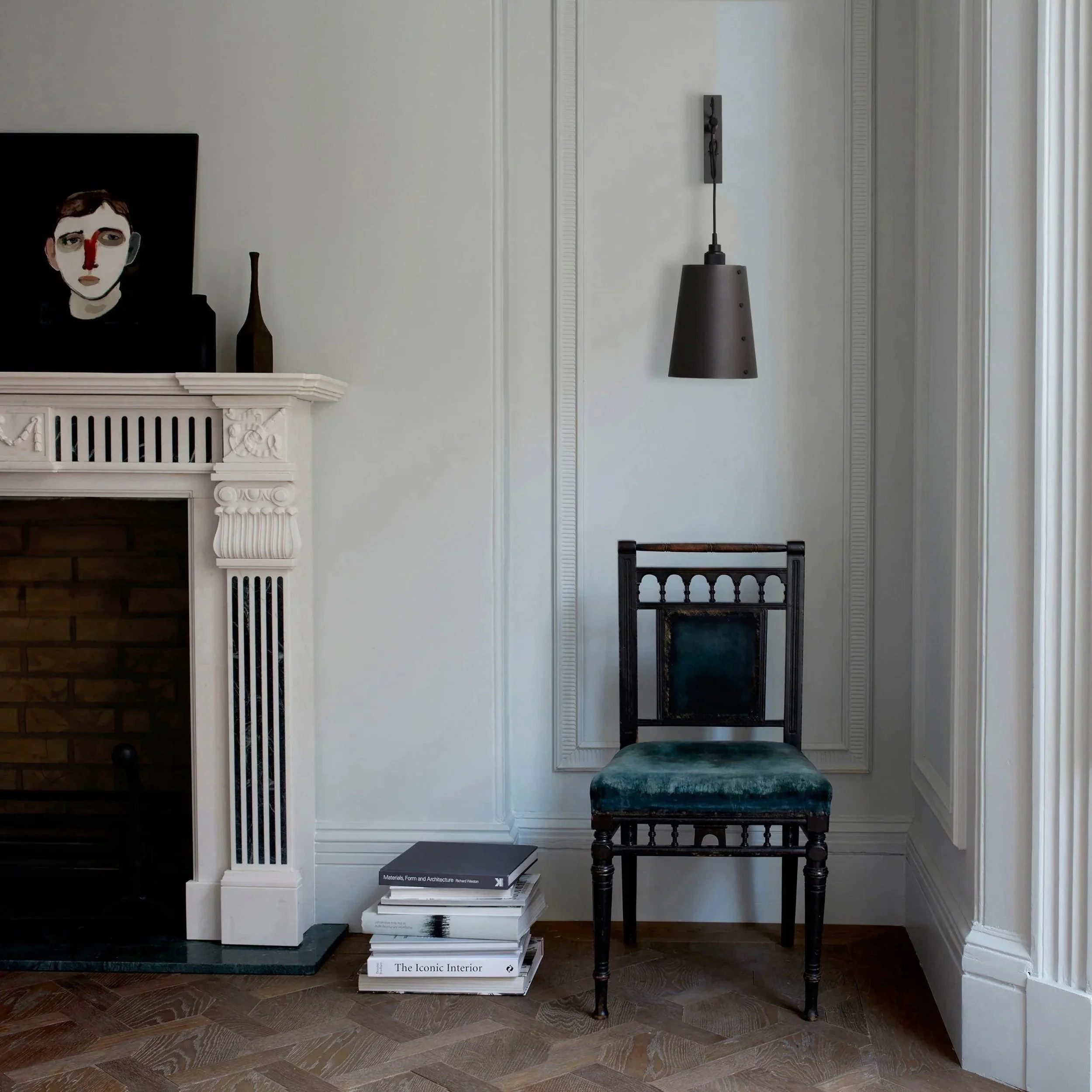 lampa-de-perete-hooked-large-graphite-buster-and-punch-paris14a-ro-6.jpg