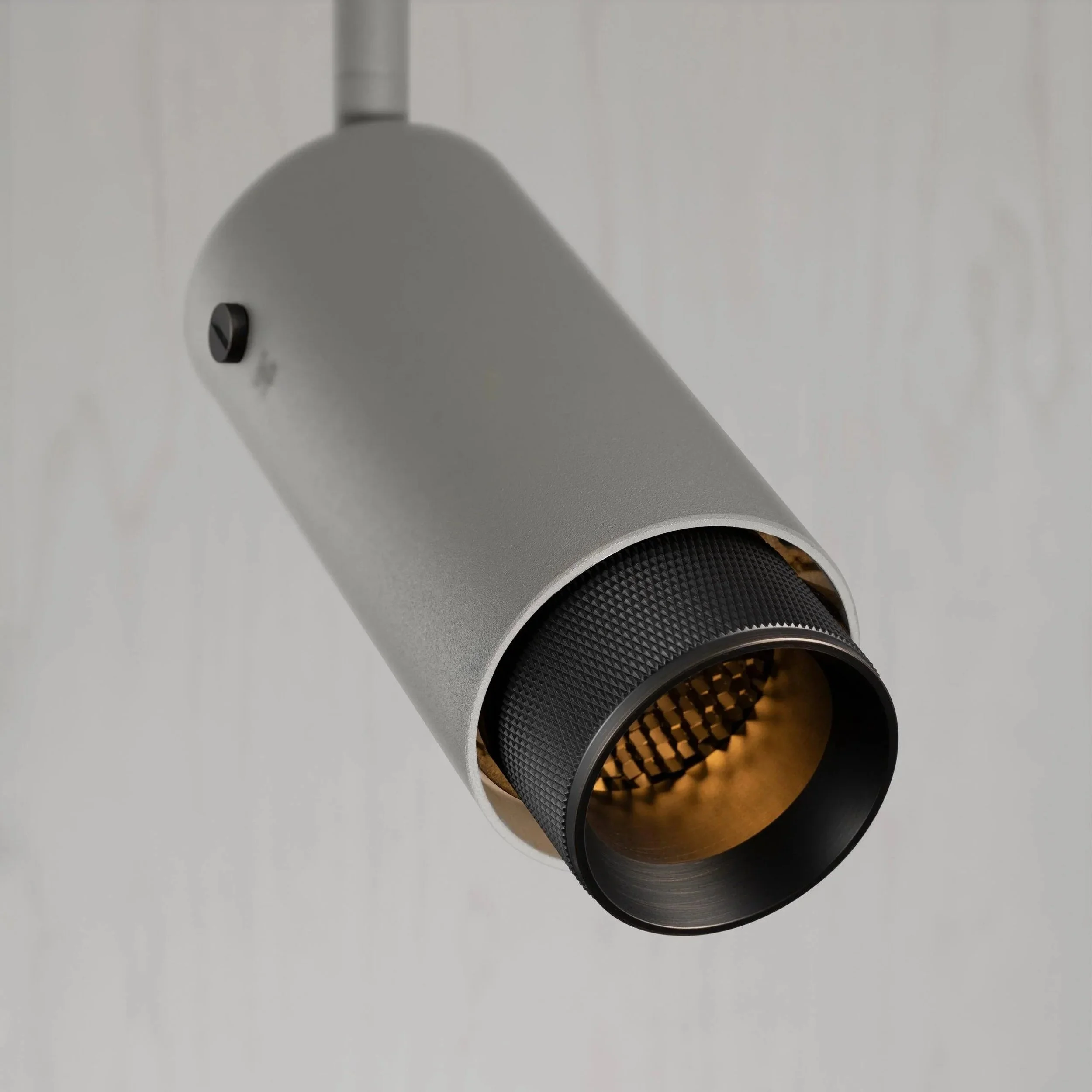 reflector-exhaust-spot-cross-stone-buster-and-punch-paris14a-ro-8.jpg