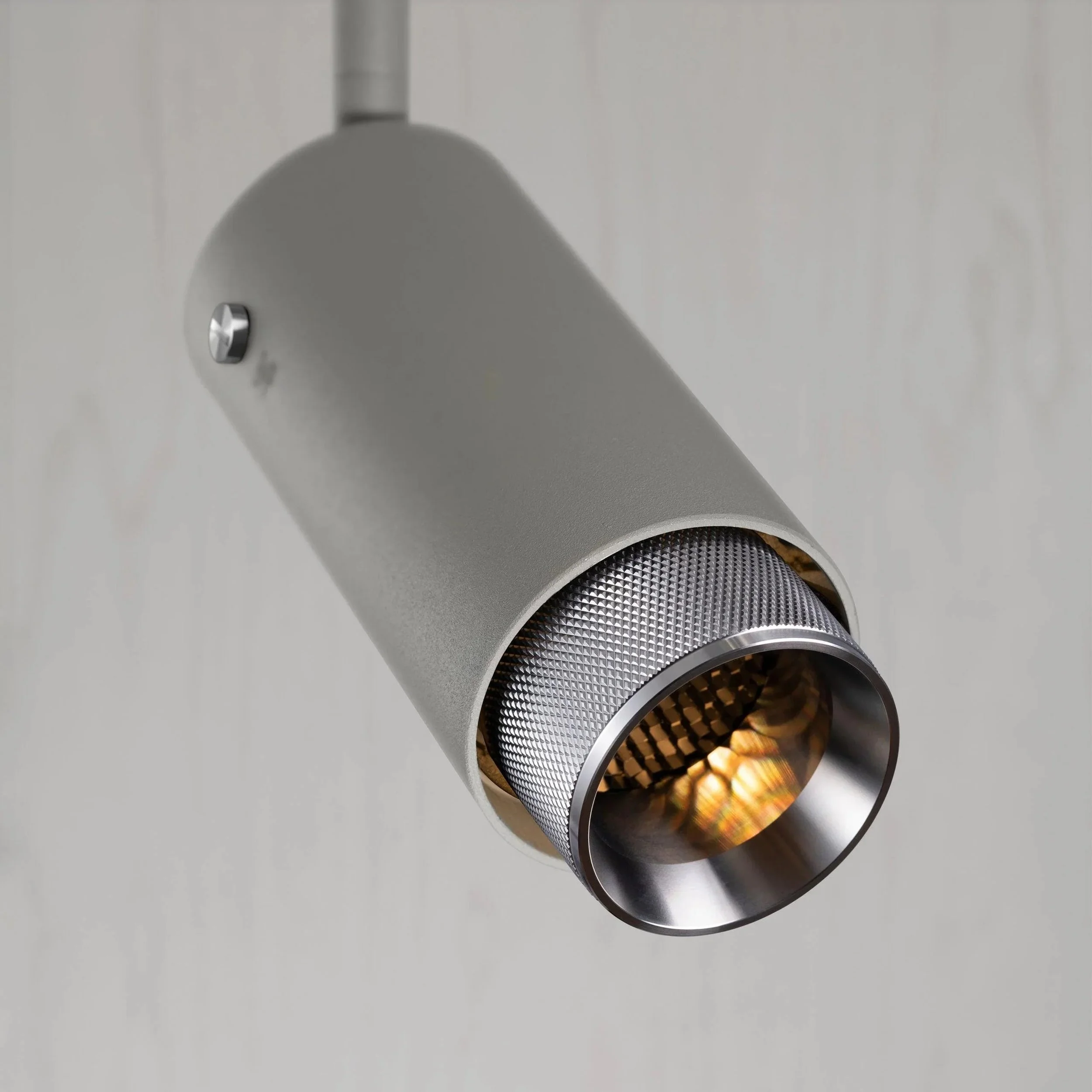 reflector-exhaust-spot-cross-stone-buster-and-punch-paris14a-ro-11.jpg