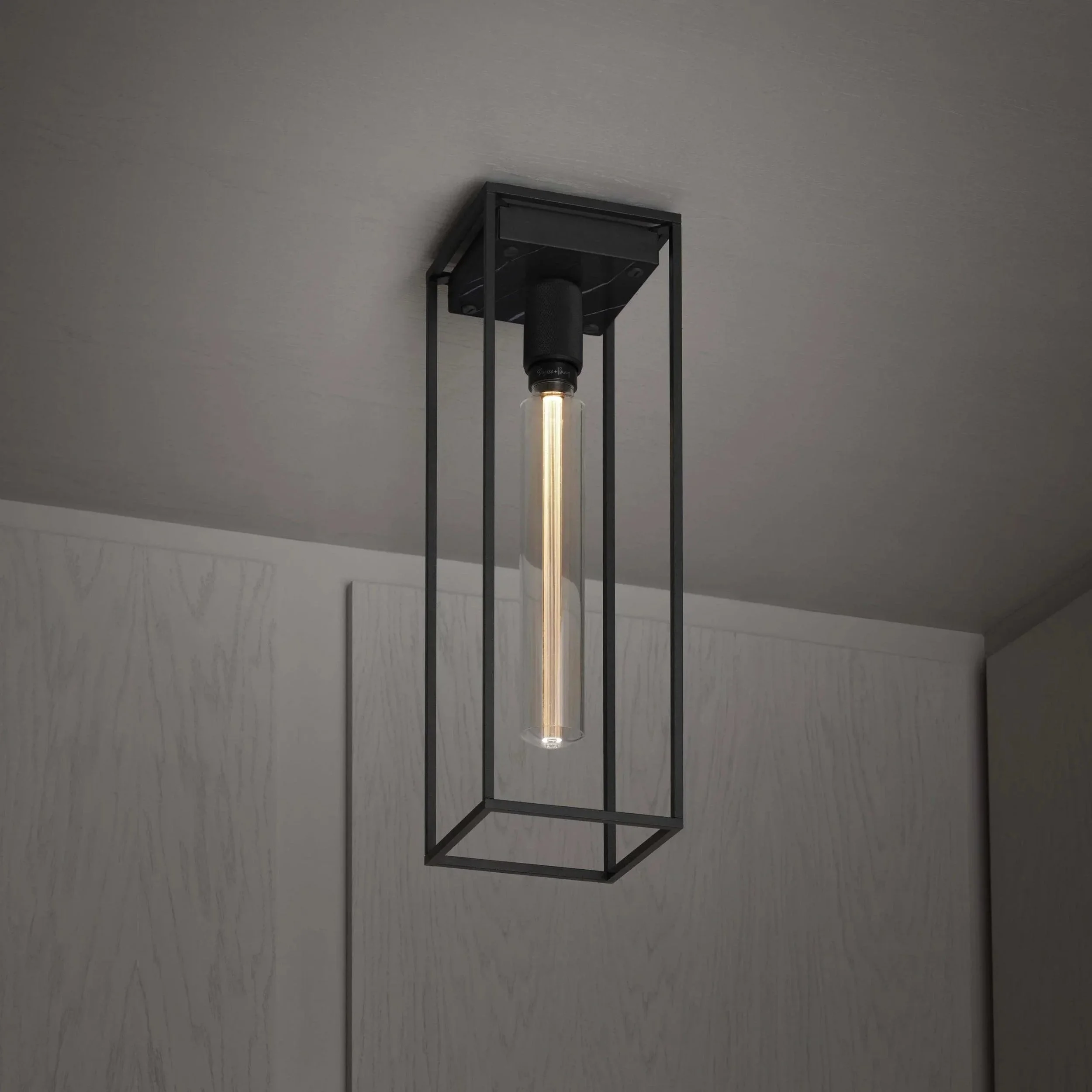 lampa-de-tavan-caged-large-marmura-neagra-buster-and-punch-paris14a-ro-1.jpg