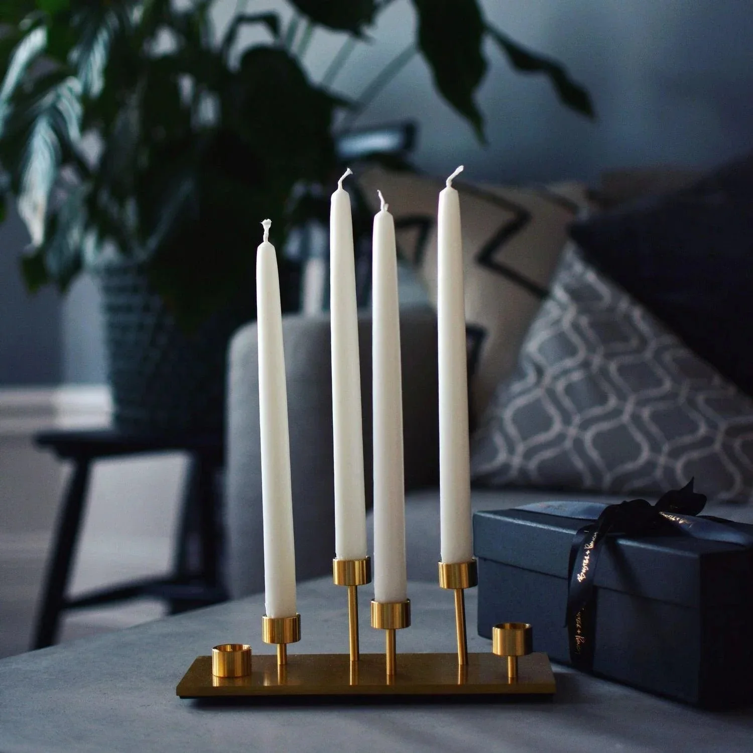 suport-pentru-lumanari-candelabra-machined-buster-and-punch-paris14a-ro-3.jpg