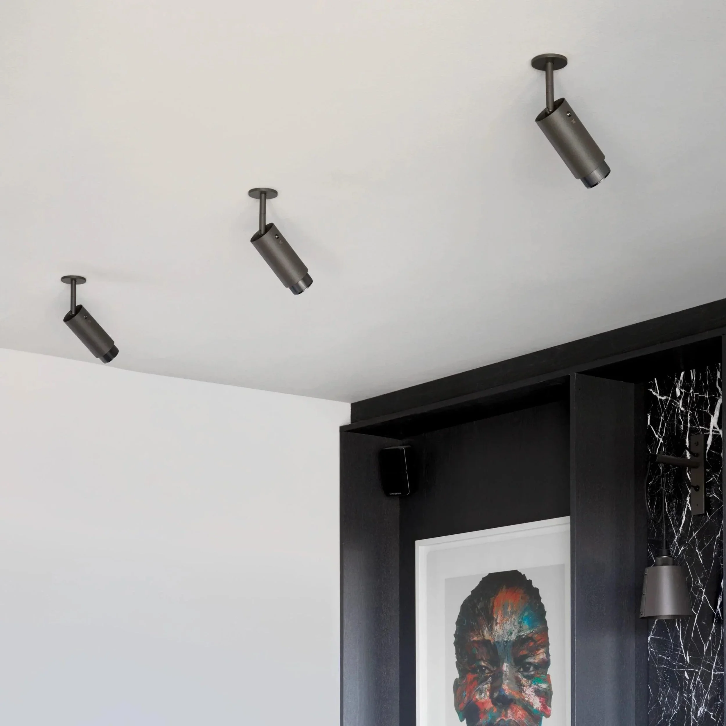reflector-exhaust-spot-cross-graphite-buster-and-punch-paris14a-ro-13.jpg