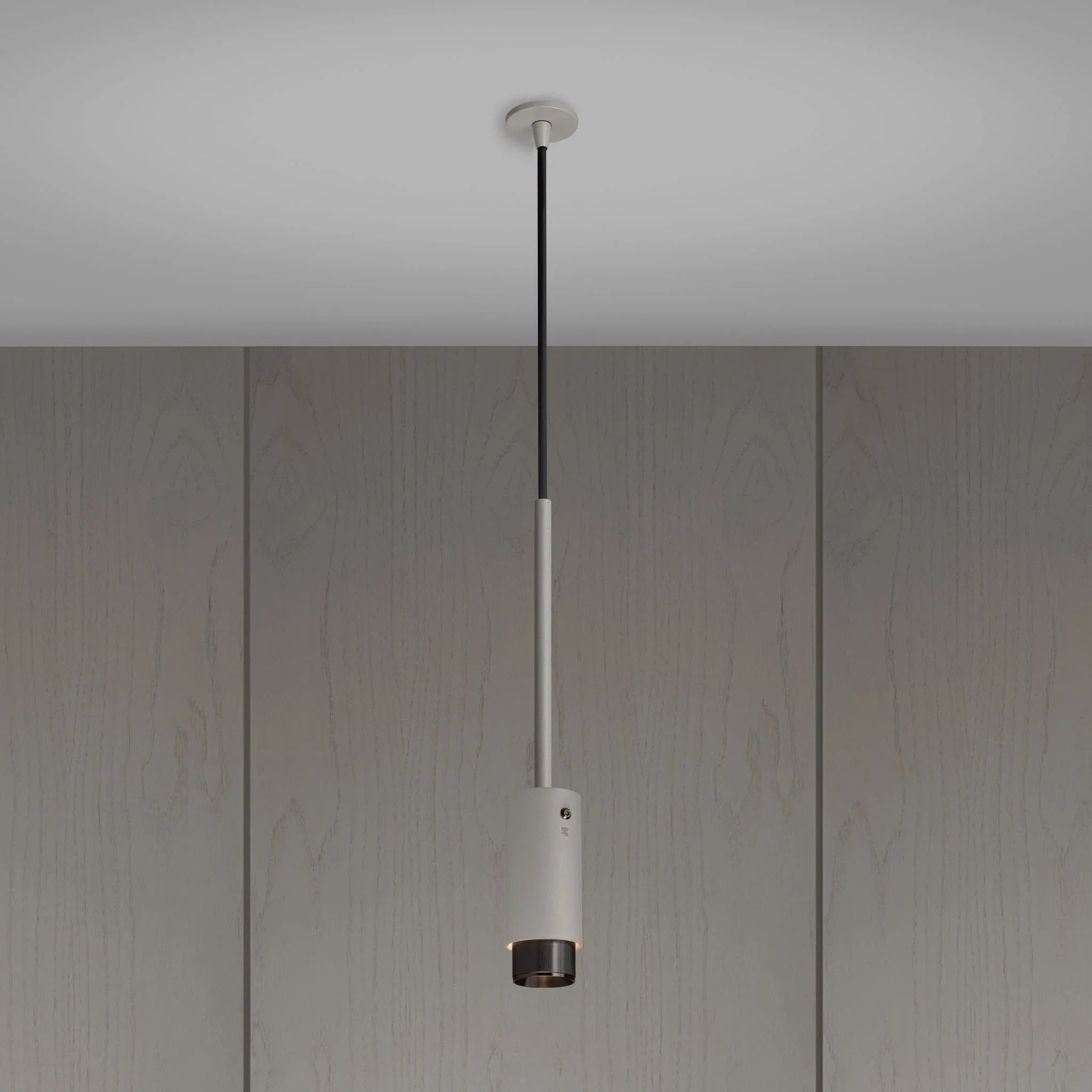 pendant-exhaust-linear-stone-buster-and-punch-paris14a-ro-1.jpg