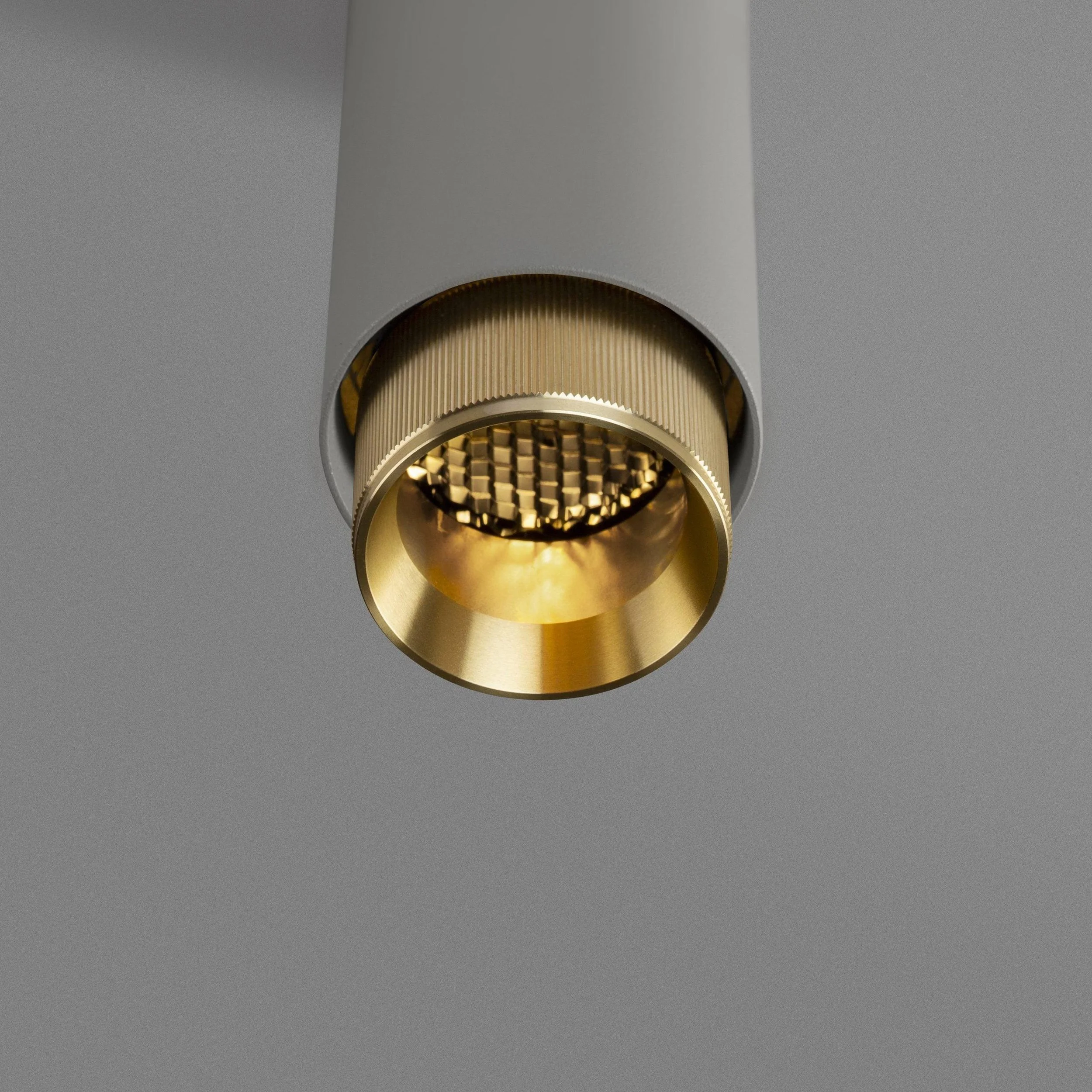 pendant-exhaust-linear-stone-buster-and-punch-paris14a-ro-4.jpg