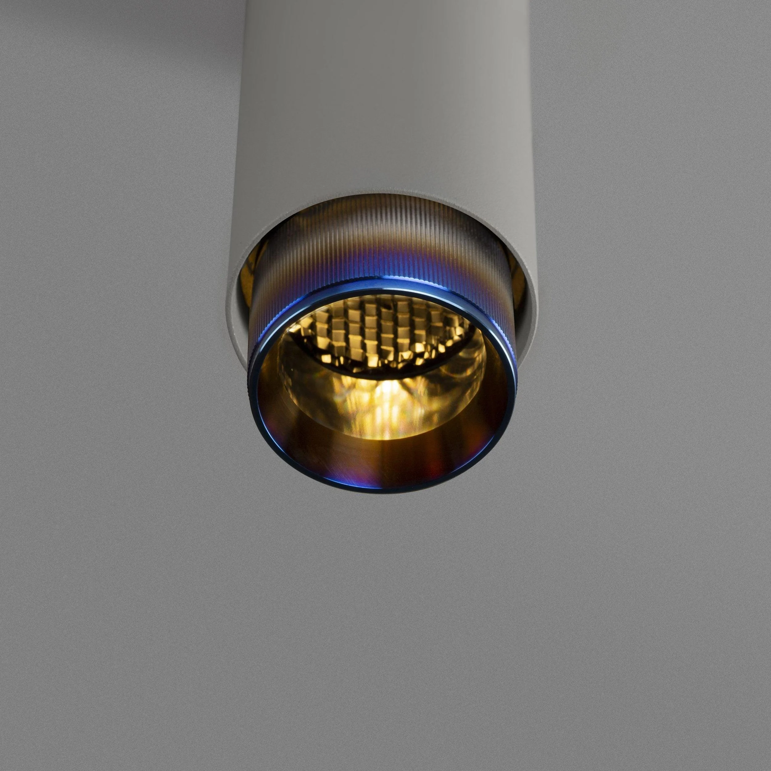 pendant-exhaust-linear-stone-buster-and-punch-paris14a-ro-8.jpg