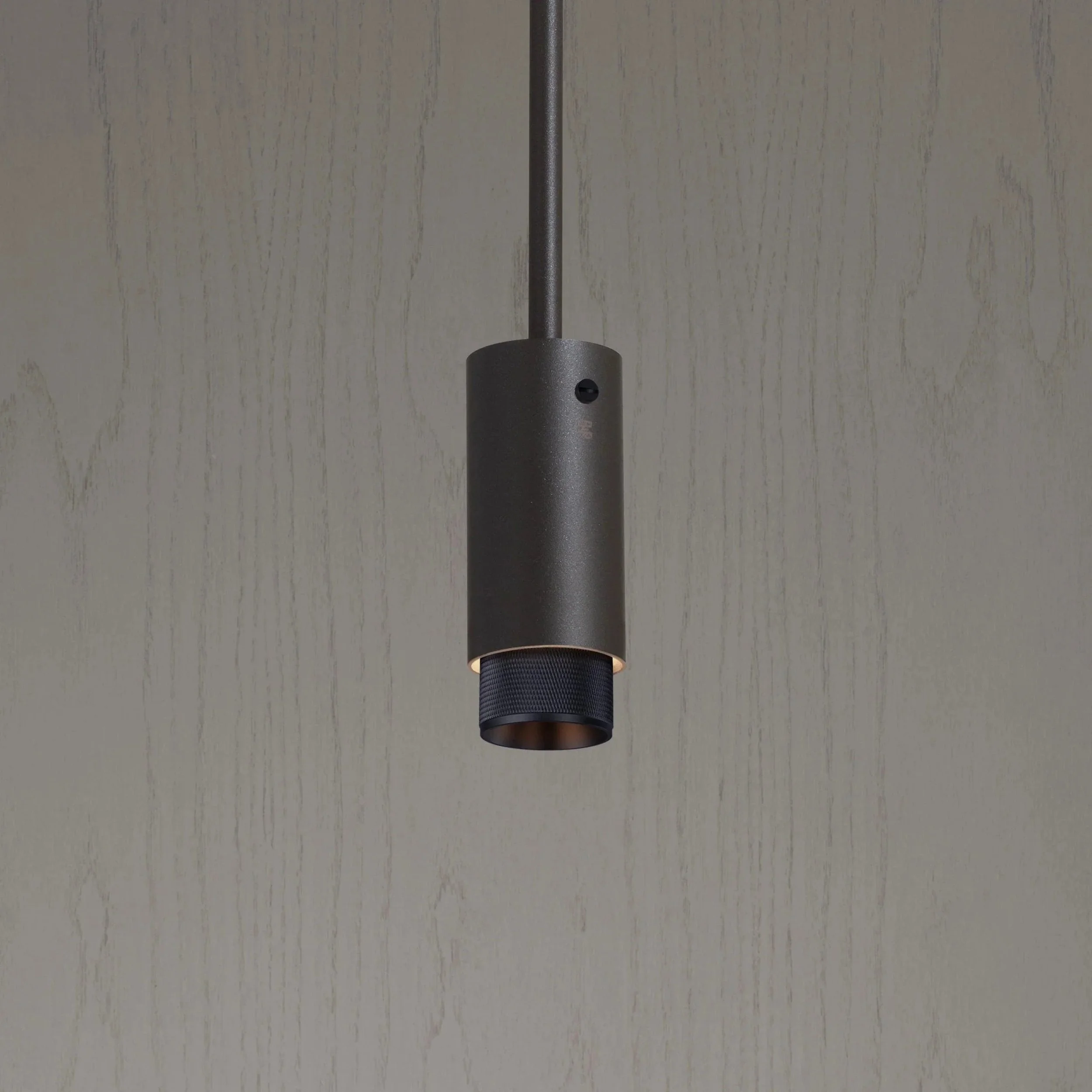 pendant-exhaust-cross-graphite-buster-and-punch-paris14a-ro-5.jpg