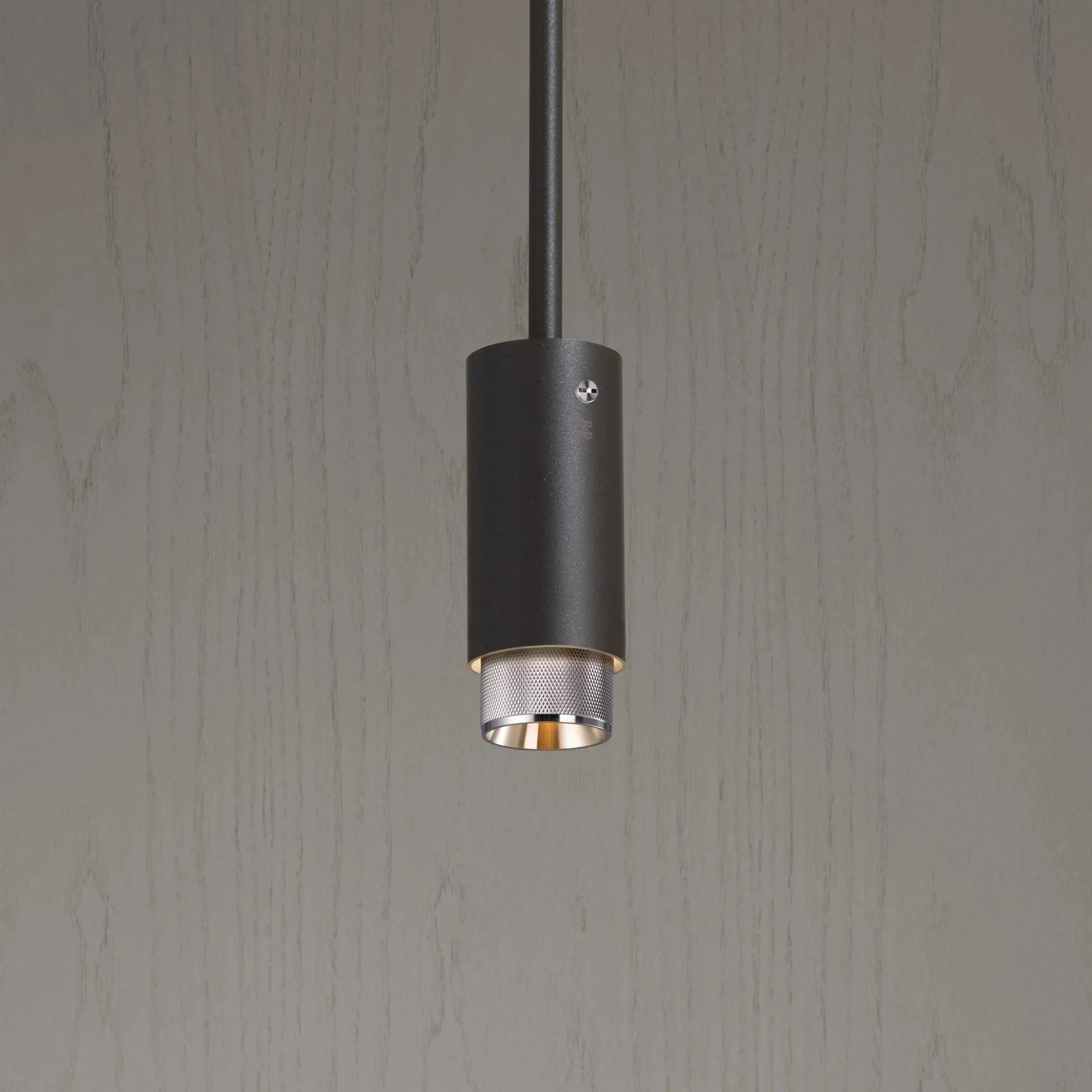 pendant-exhaust-cross-graphite-buster-and-punch-paris14a-ro-8.jpg