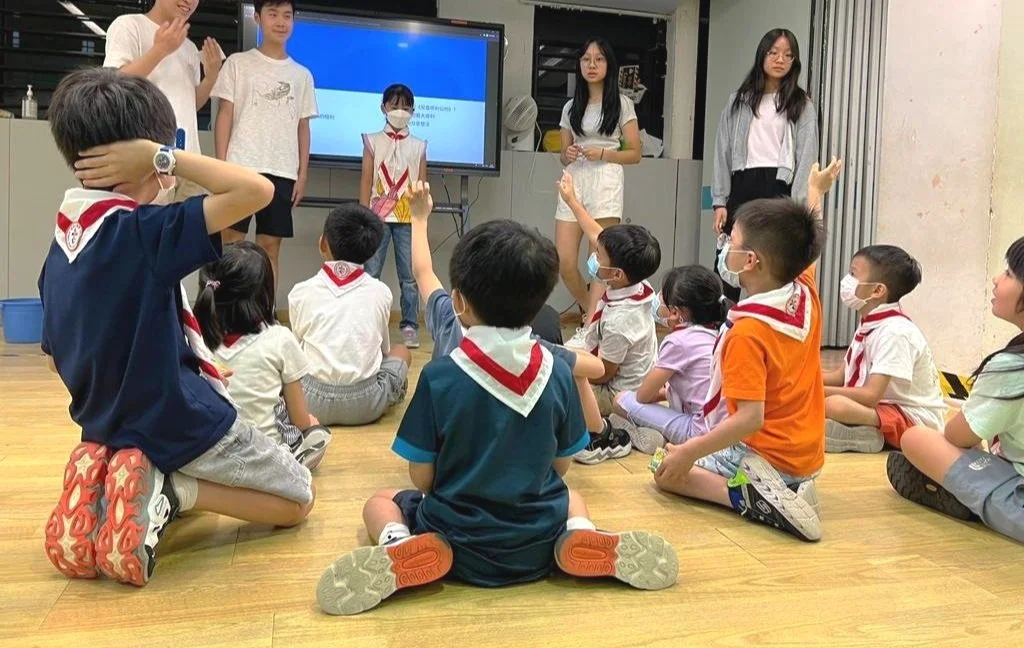 Introduction to children's rights with the 242nd Cub Scout Troop at the YMCA Kornhill Centre