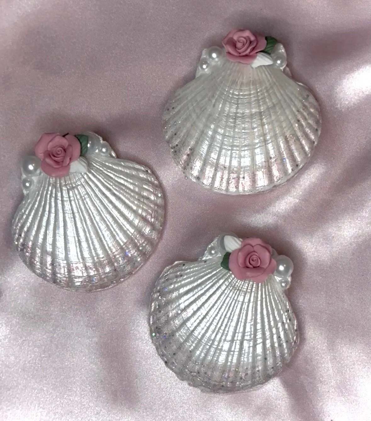 Aphrodite Seashell Compact Mirror ♡