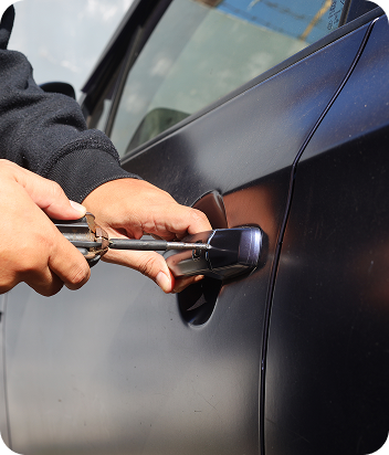 Vehicle Lockout | Get Back on Road Fast – Call Now — Villalta Towing