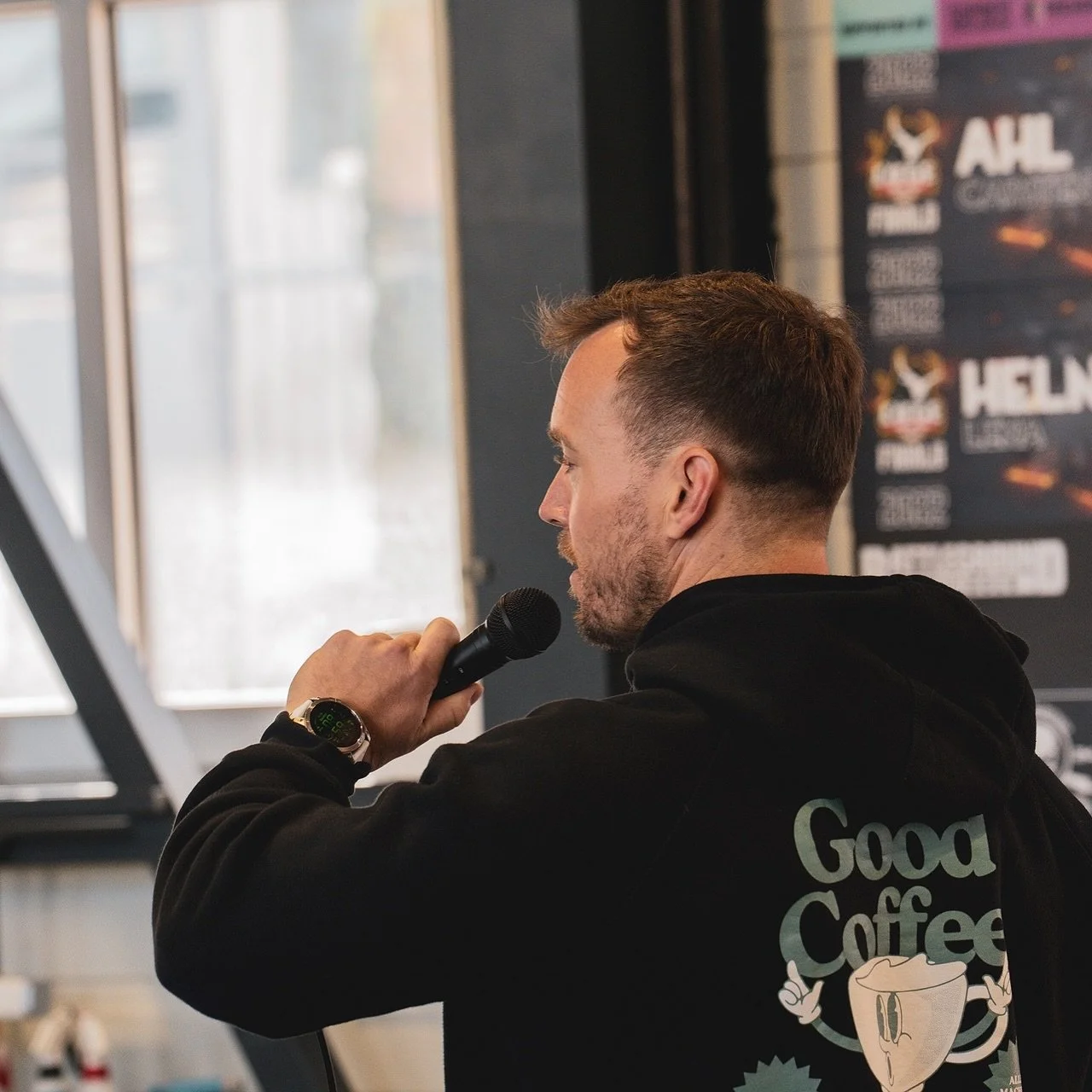 Manchmal reicht auch einfach ein richtig guter Kaffee.
Achso ja &ndash; nach hartem Training nat&uuml;rlich! 😅💪

#coffeetime #postworkout #crossfitlife #balance #kaffeeliebe
#machbartraining #machbarcrossfit