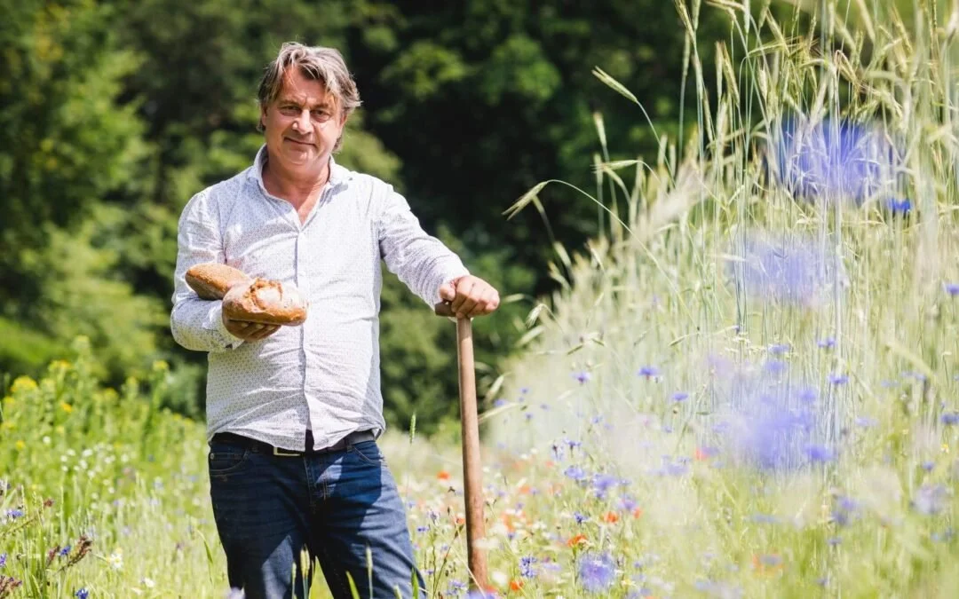 Marcel van Silfhout: Grain Happiness, Back to the Future with Profitable Romance