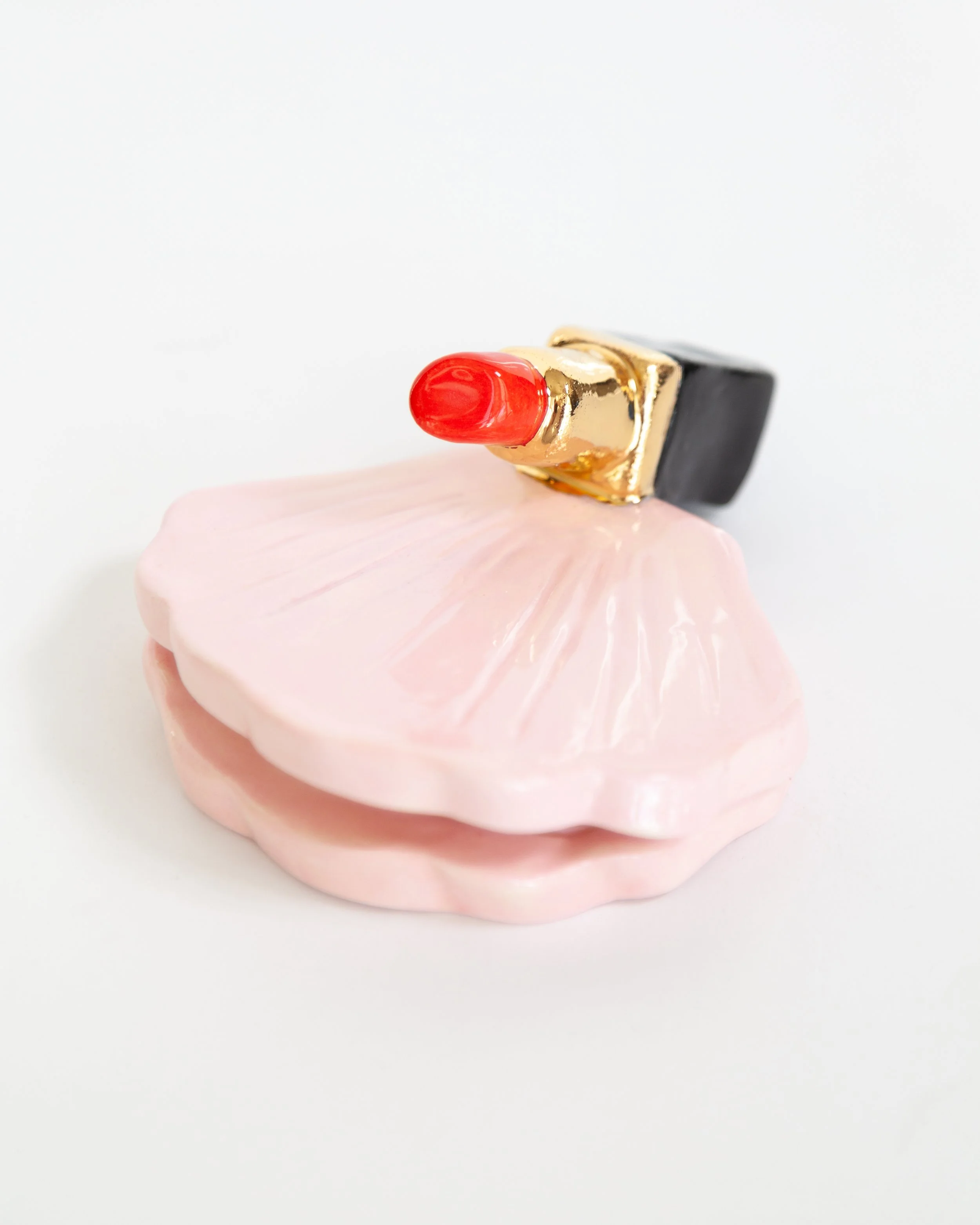 Ceramics_2026_TheNanny_YettaLipstick-4.jpg