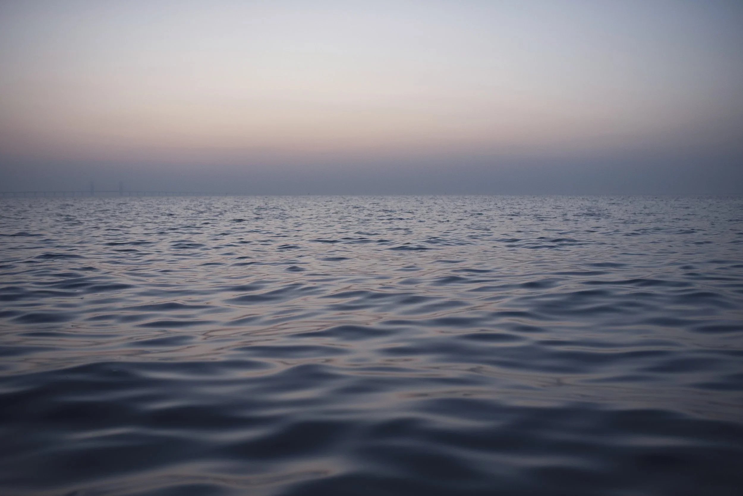 Stillsamt Hav [Canvastavla]
från 350,00 kr
Canvastavla med lugnt havsmotiv 

Stillsam kväll vid havet i Malmö 

Fotograf: Jasmin E. Hållberg

Liggande format i tre mått, ram tillval

Leveranstid 5-7 dagar

Miljövänlighet i åtanke: Tryckeriet är certi