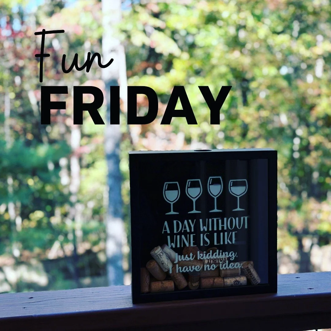 🍷✨ Fall in the North Georgia mountains is pure magic! 🍁 There&rsquo;s no better time to visit Dahlonega&rsquo;s beautiful wineries and vineyards &mdash; and Blue Door, Dahlonega is your perfect home base. 💙
Nestled among the trees and just minutes