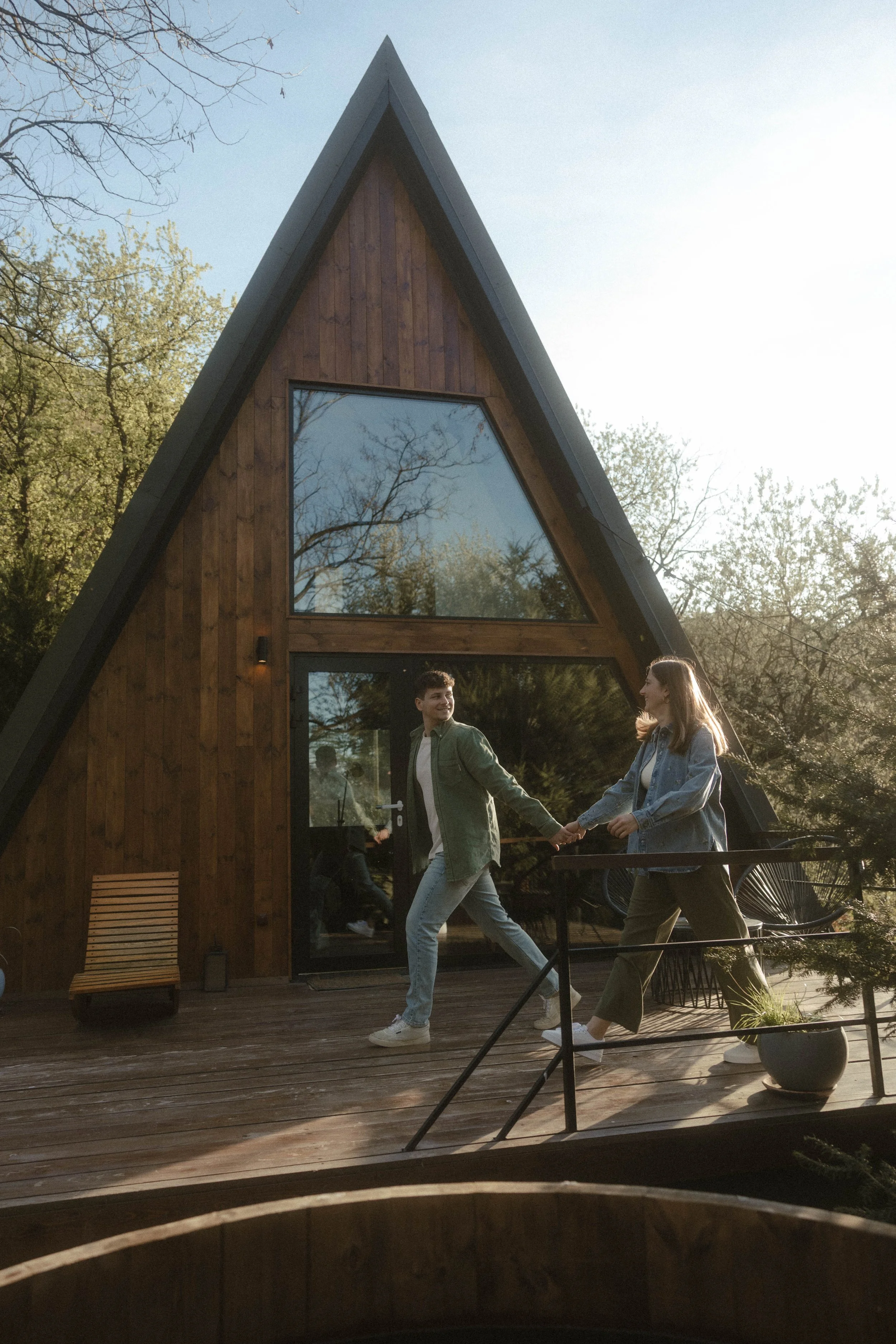 Alina & Nici_Cabin Couple Shoot_Hungary-70.jpg