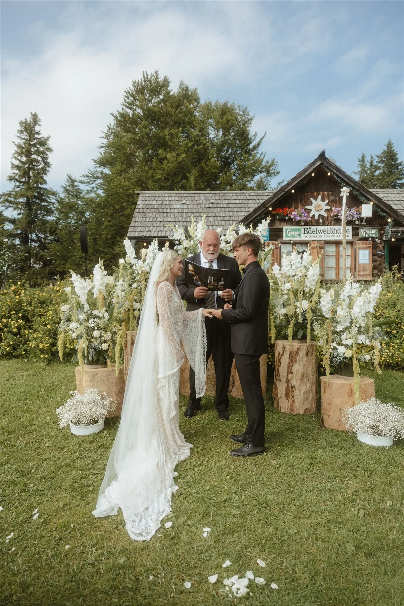 Wedding ceremony-180_websize.jpg