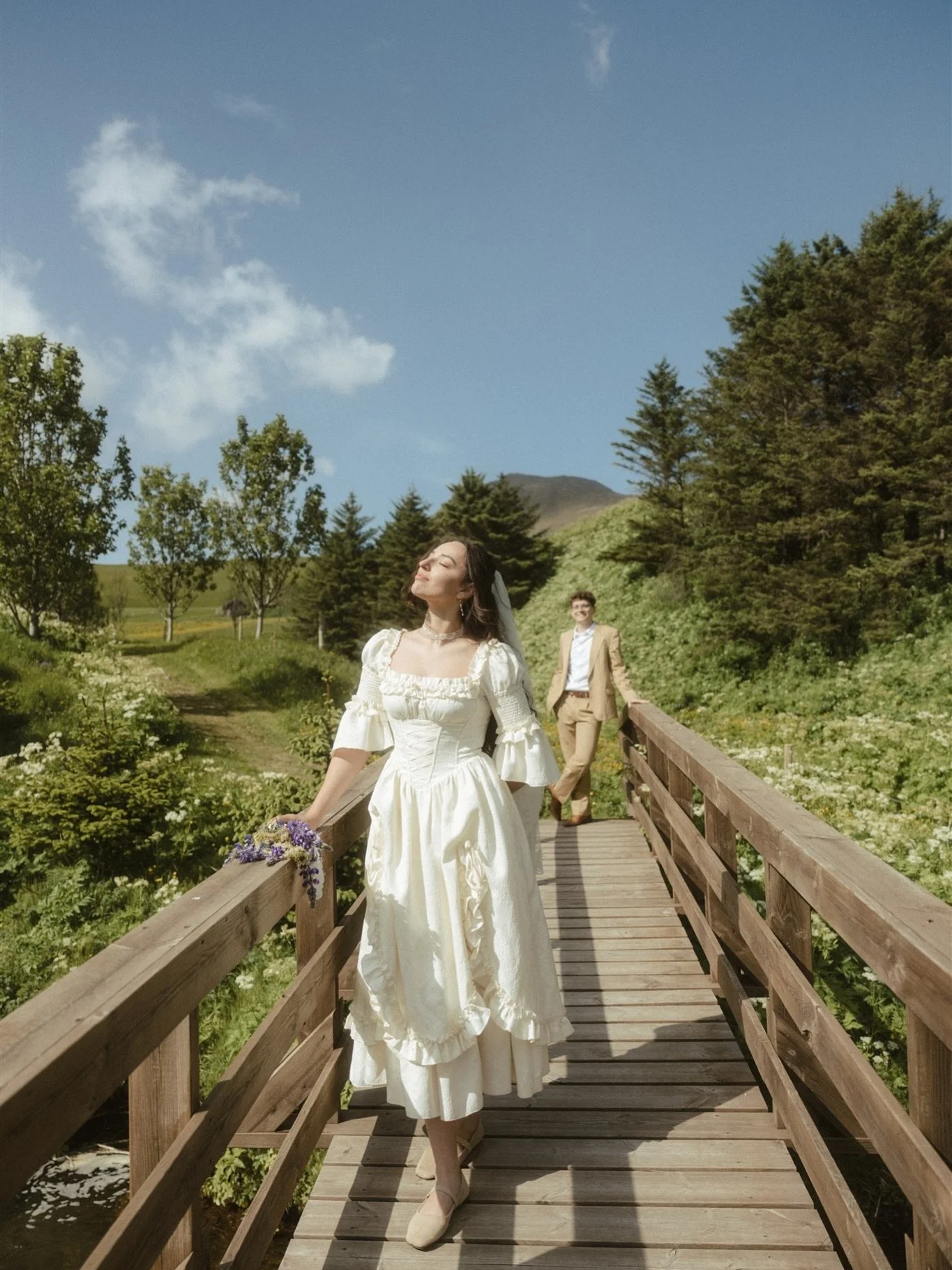 Still in awe of Iris&rsquo; dress and how perfectly it matched the Icelandic wild landscape 🤍

#icelandelopement #europeelopement #destinationelopementphotographer