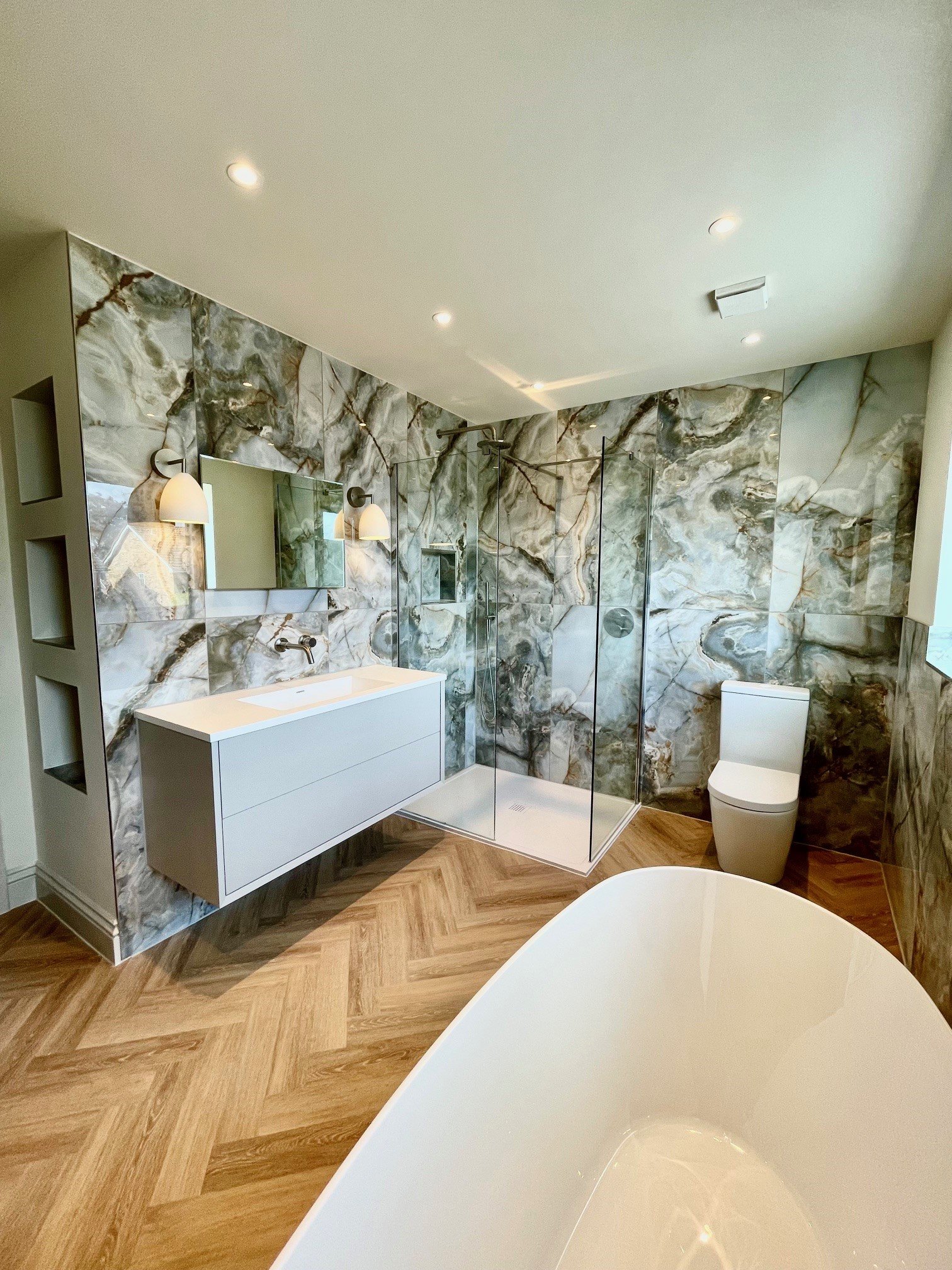 bespoke bathroom builder in southend essex.jpg