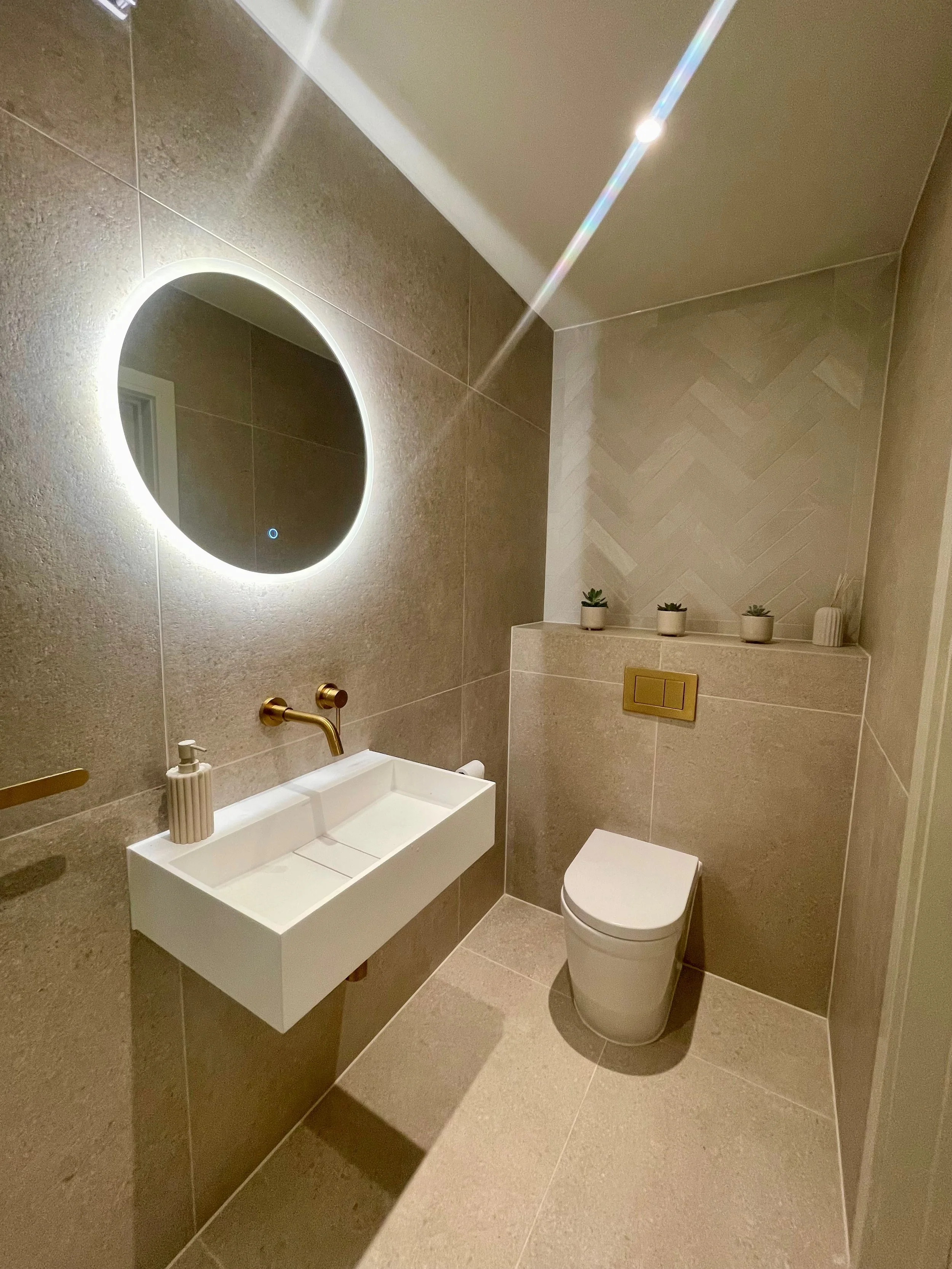 shower room garden room.jpg