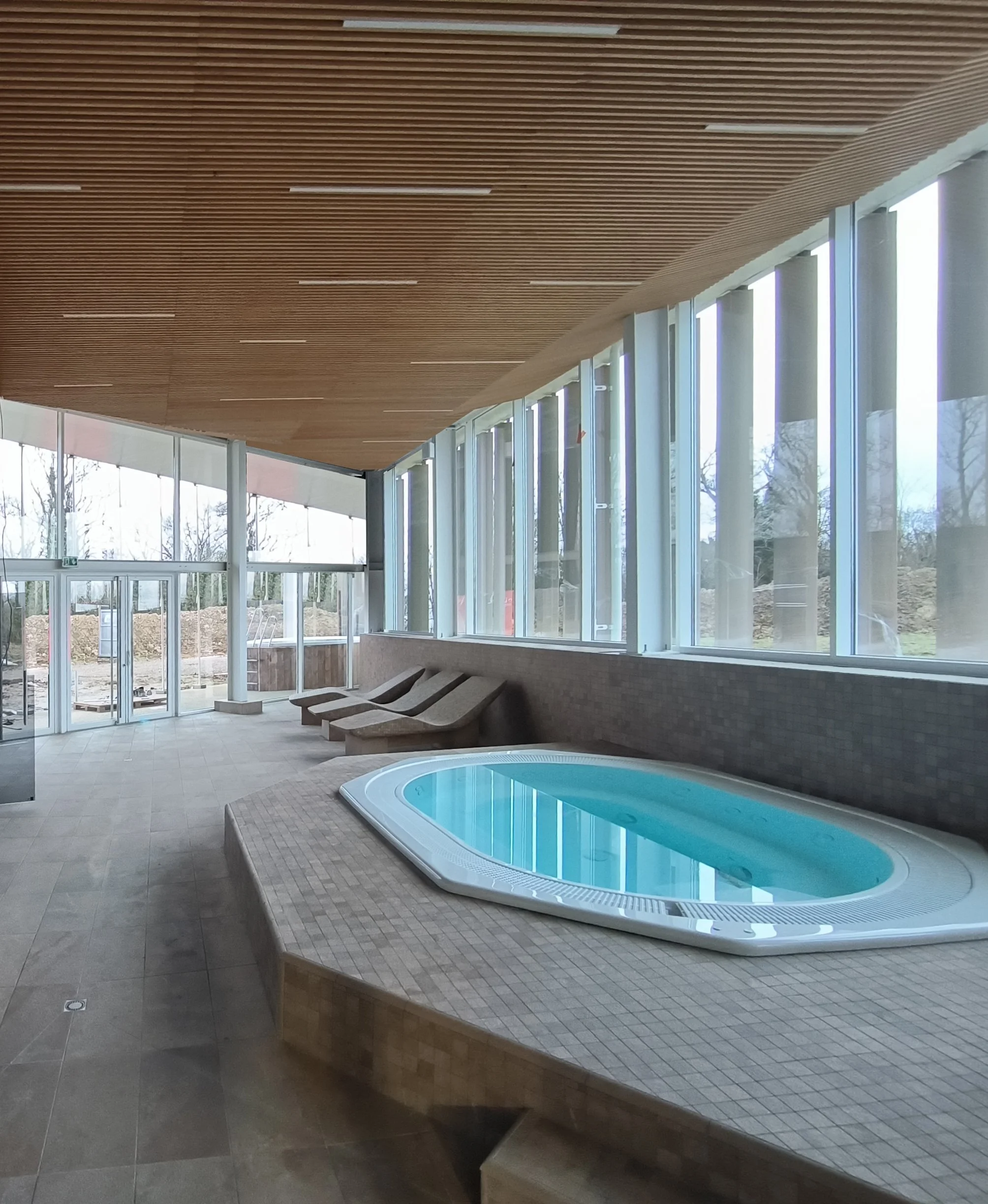 04-castel spa.jpg
