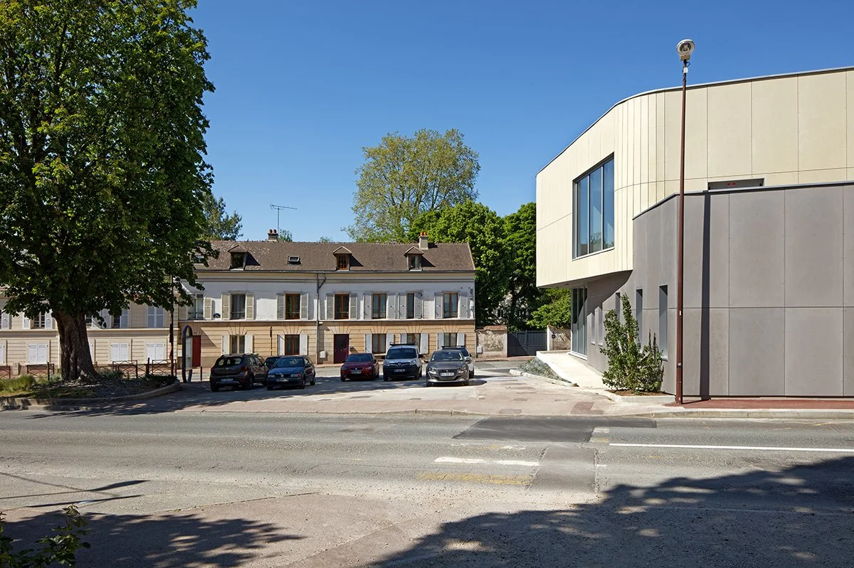 03 viroflay à la pointe entre deux rues.jpg