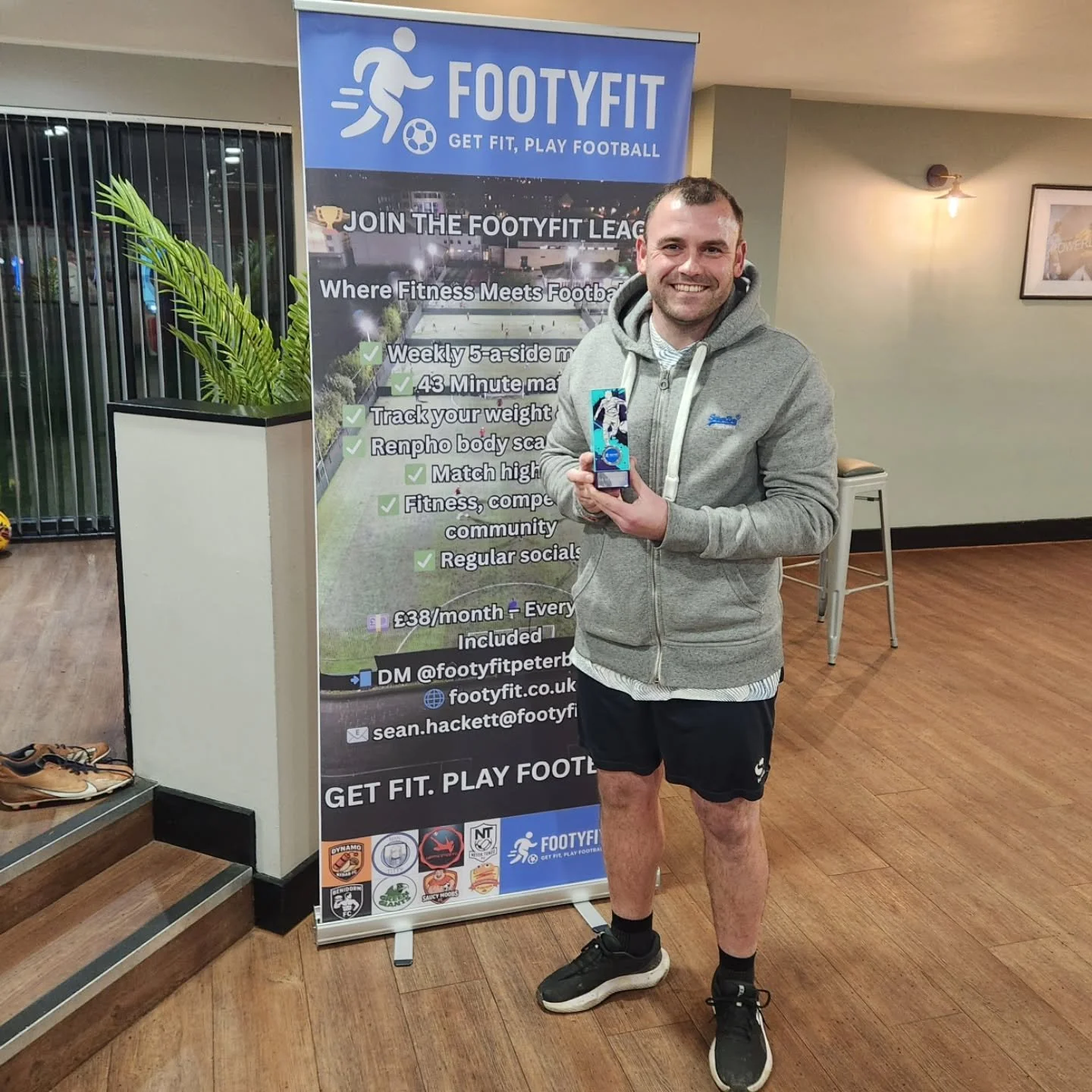 🏆 ANOTHER TWO JOIN THE 5% CLUB 🏆
Massive congratulations to:
Ben Clarke &ndash; Benidorm FC 👊
James Curt &ndash; Never Toned FC 👊
Two more lads putting the work in off the pitch and picking up their 5% weight loss trophies 💪📉
This is happening 