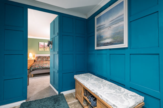 Panelling and hidden door.png