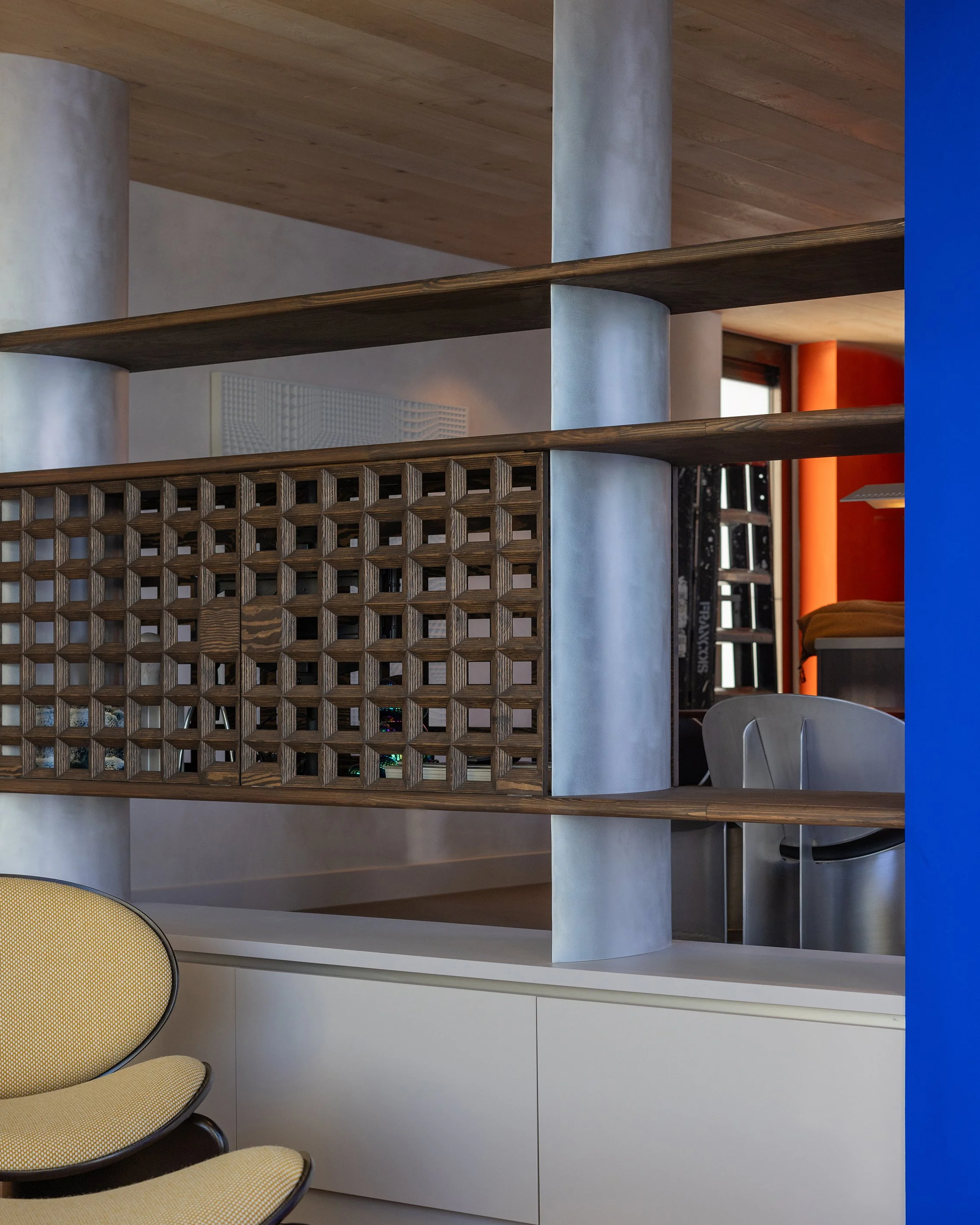 2. 1F8A5742insta.jpg