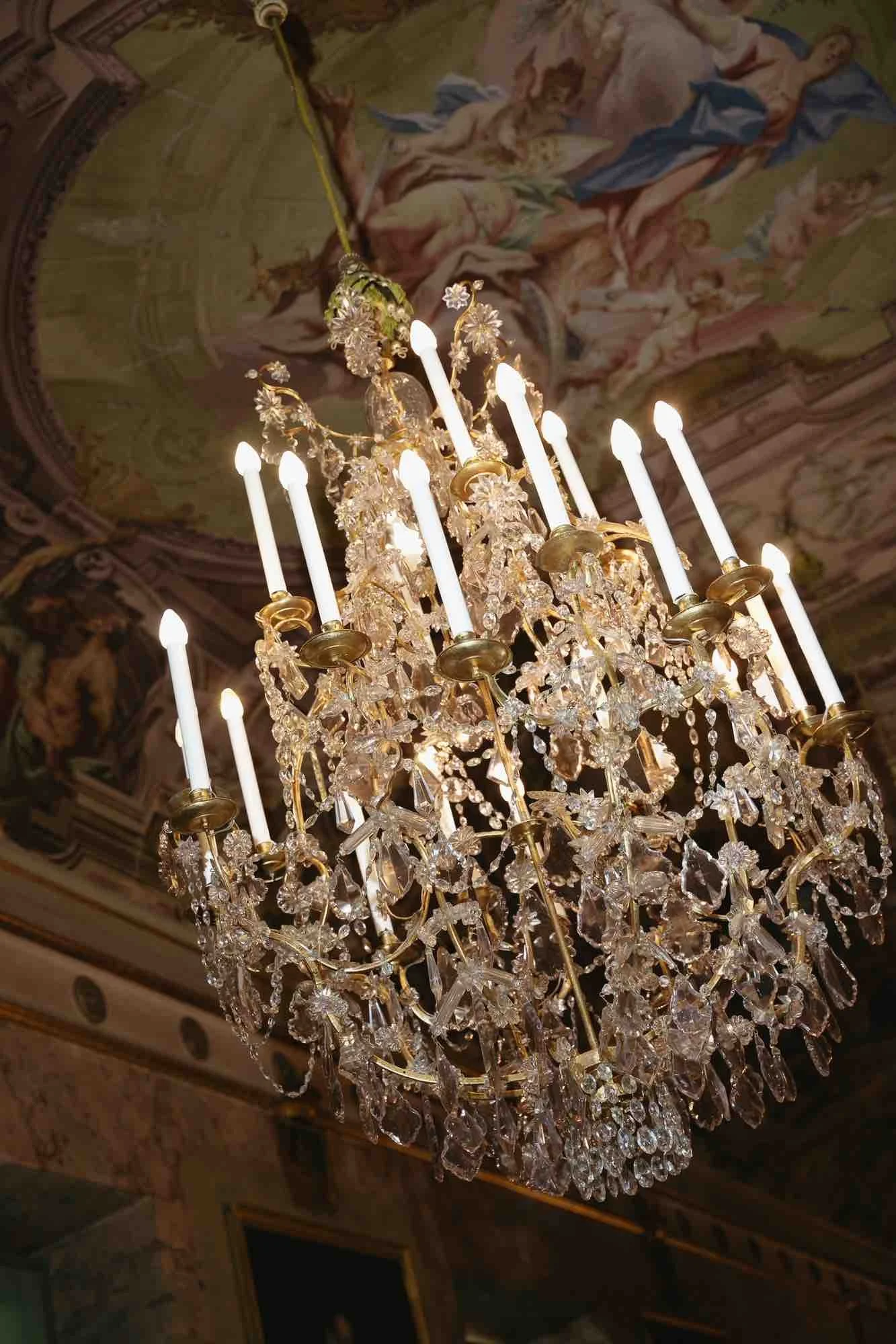 Kronleuchter im Standesamt Schloss Solide Stuttgart