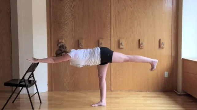 Finding Extension in Virabhadrasana III