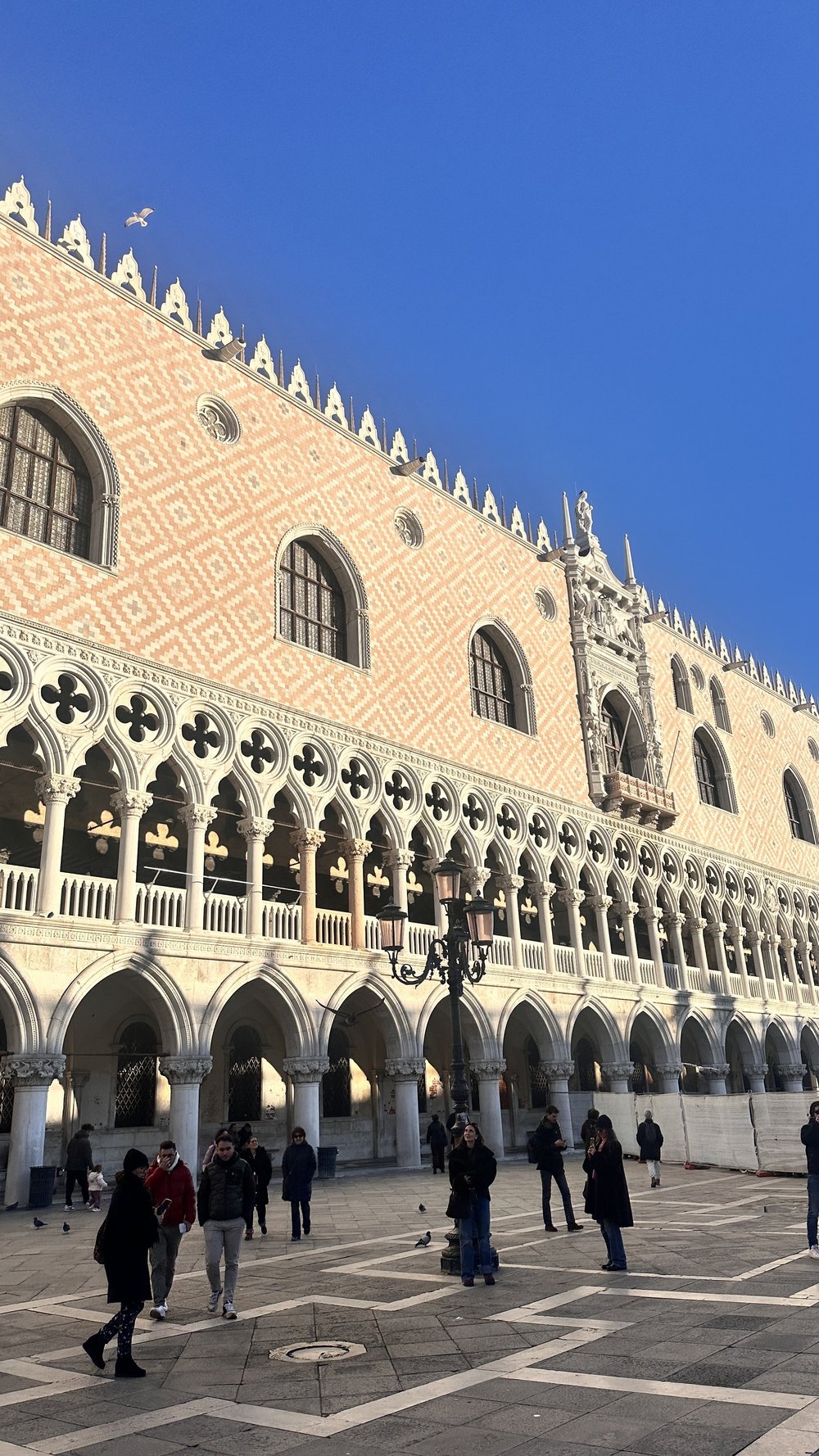 wander-senses-dodge-palace-exterior-venice.JPEG