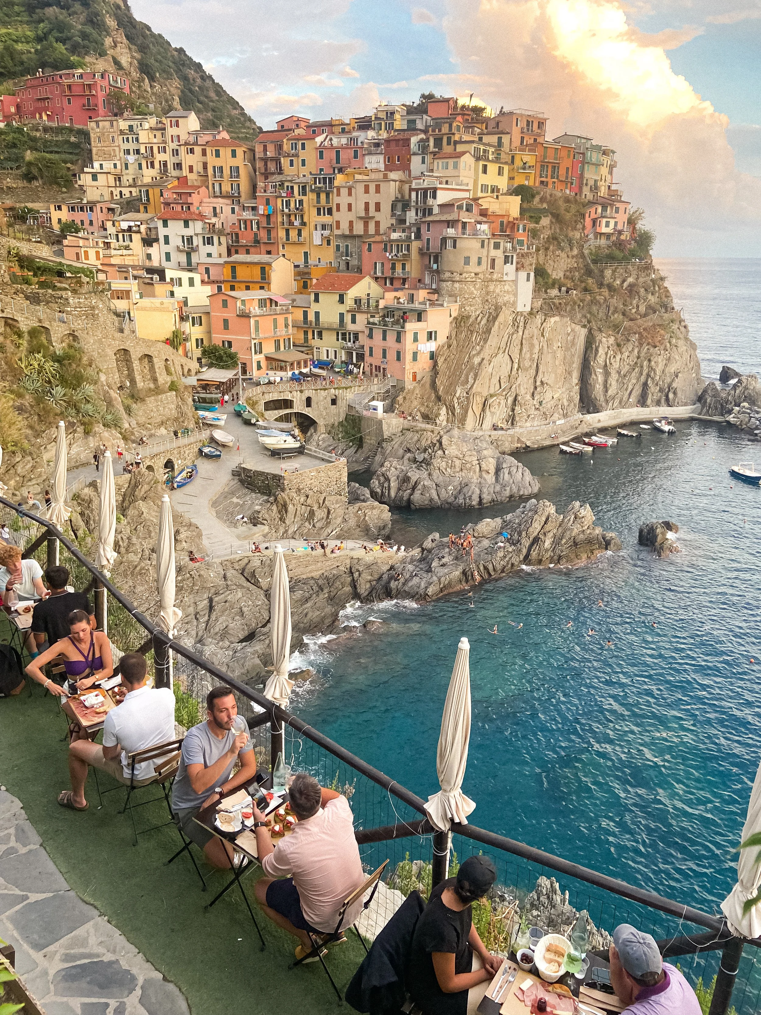 wander-senses-manarola-nessun-dorma-restaurant-cinque-terre-italy.jpg
