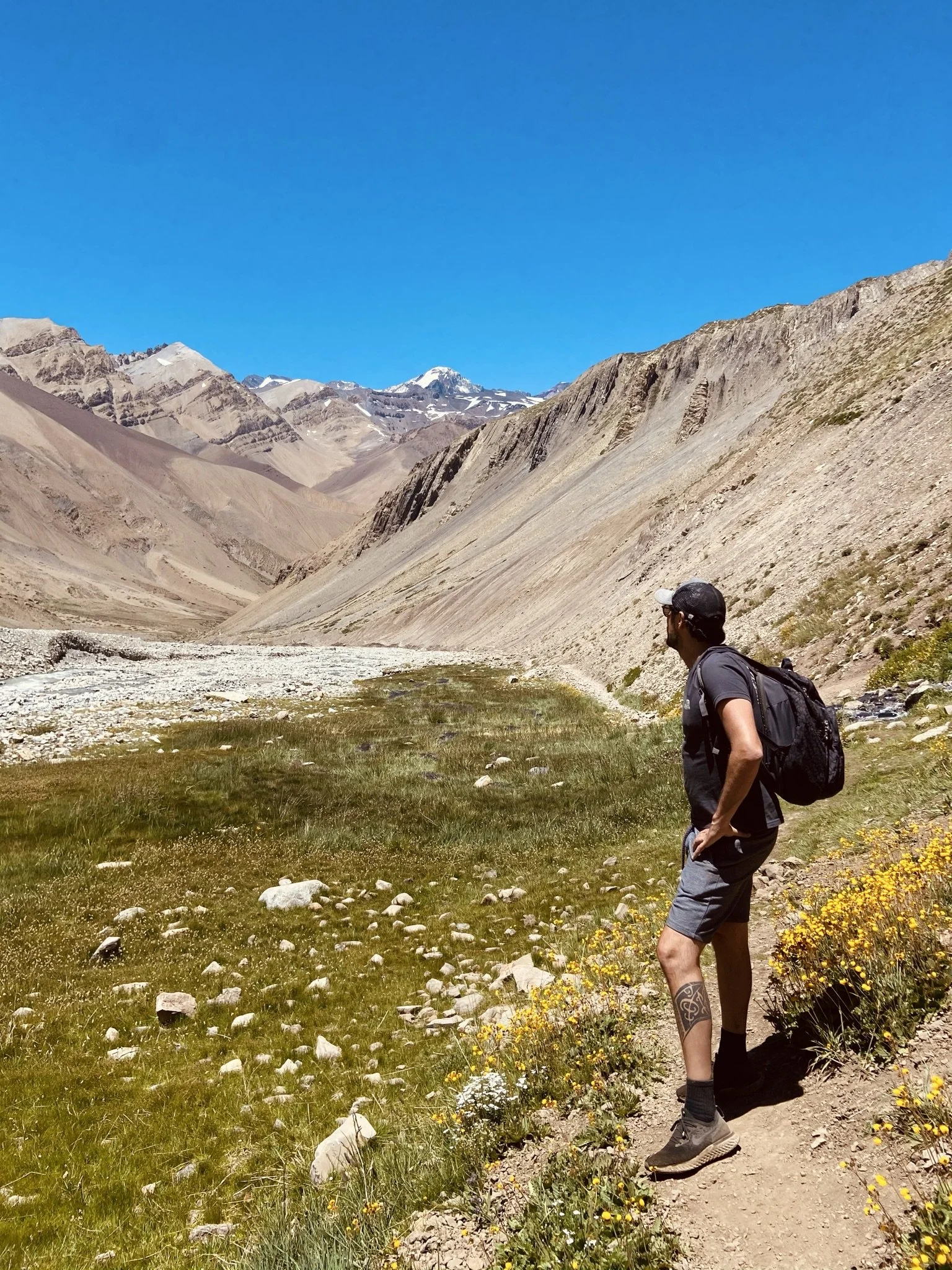wander-senses-tracking-cajon-del-maipo-santiago-chile.JPEG