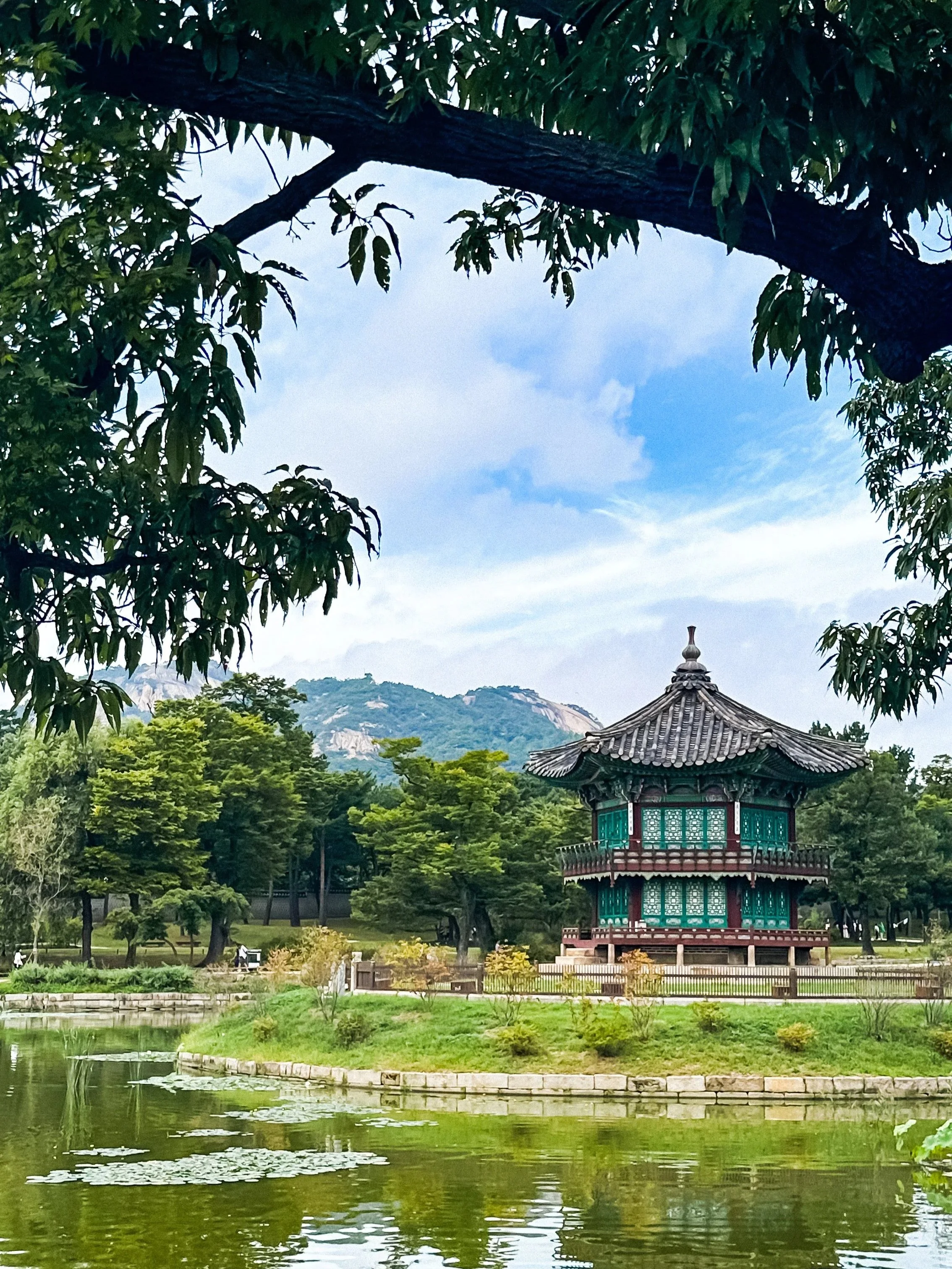 Gardens of Gyeongbokgung Palace