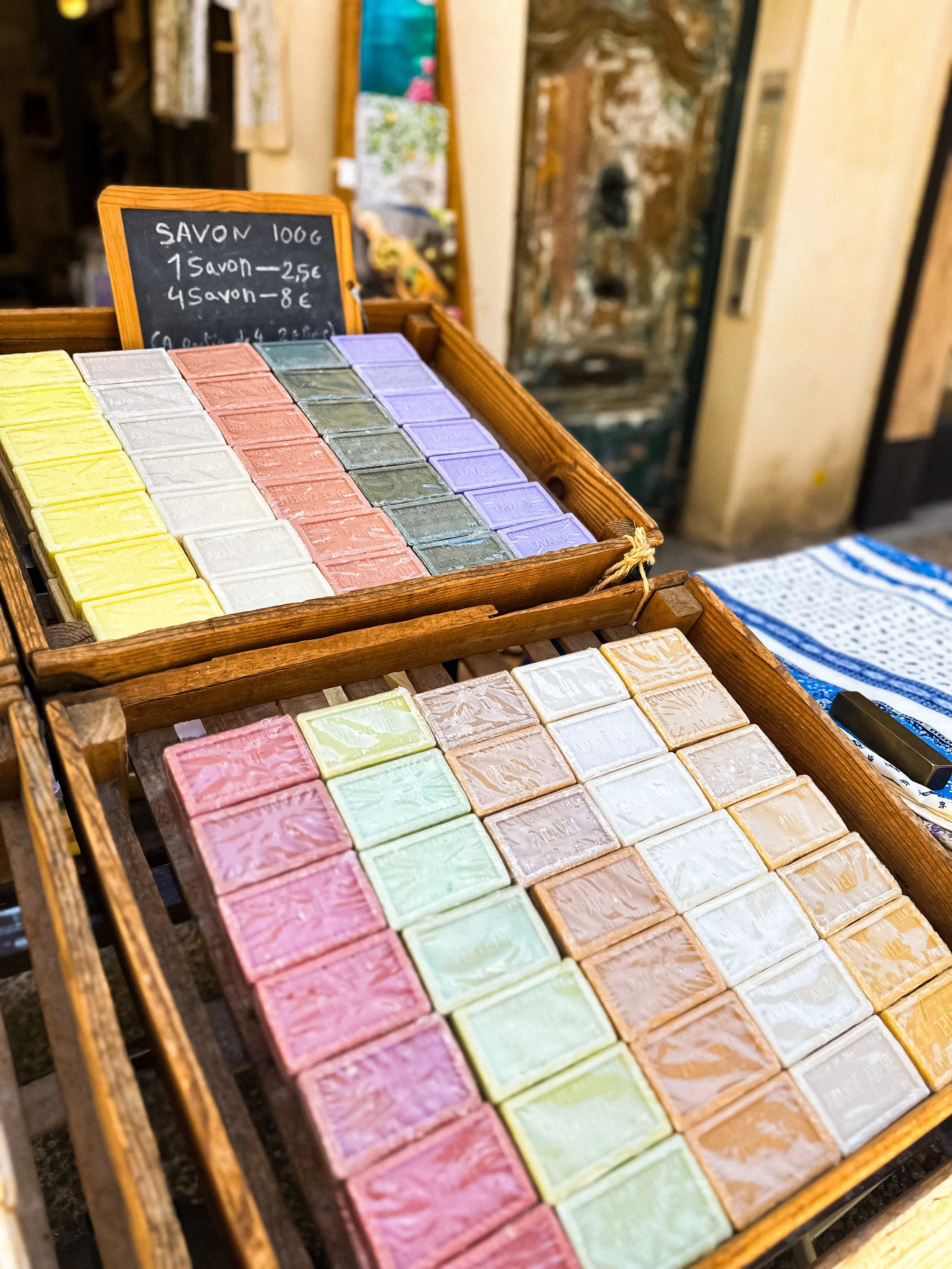 wander-senses-menerbes-village-provence-soaps-store-south-of-france.jpg