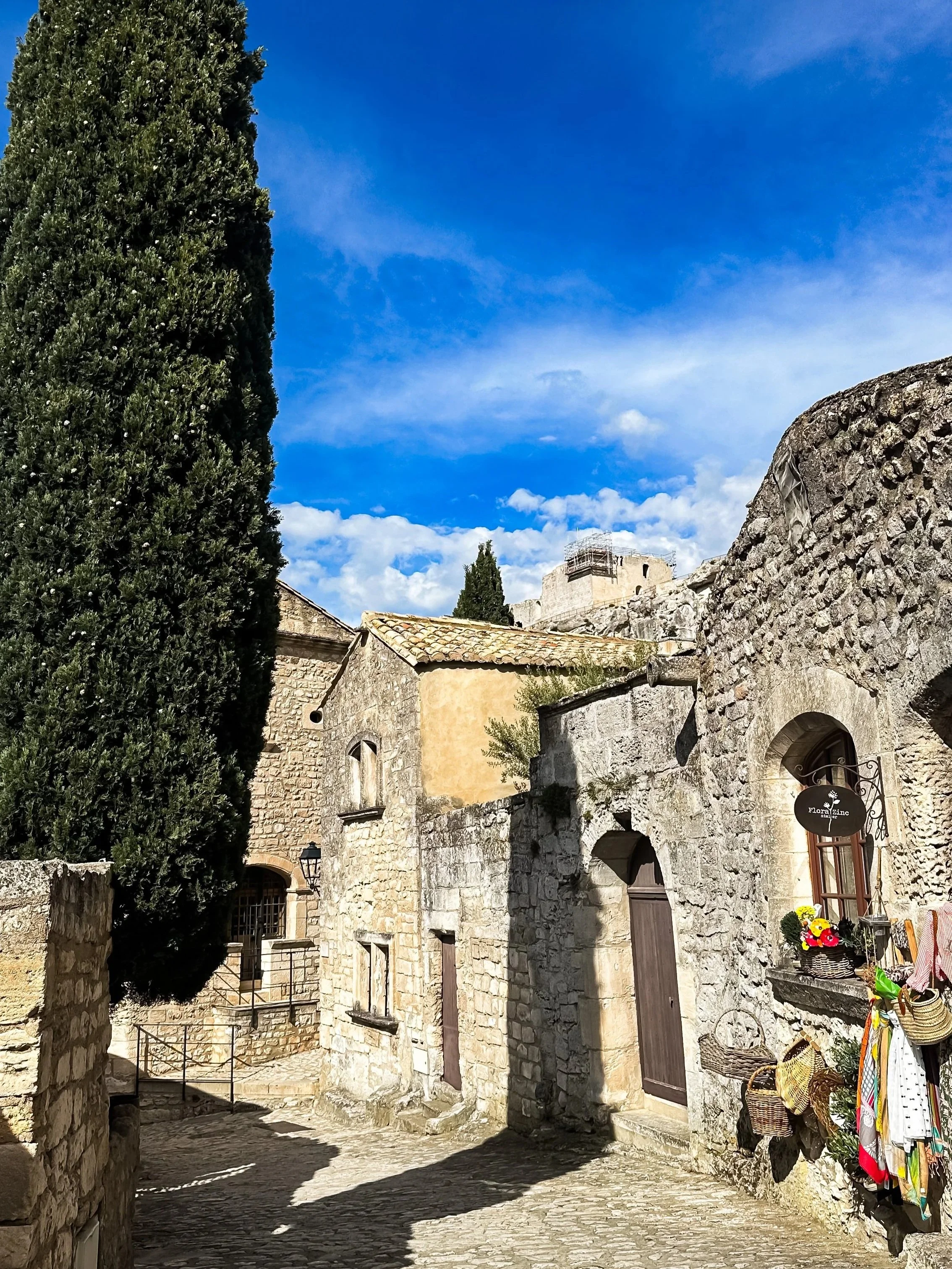 wander-senses-stone-houses-les-baux-de-provence-france.jpg